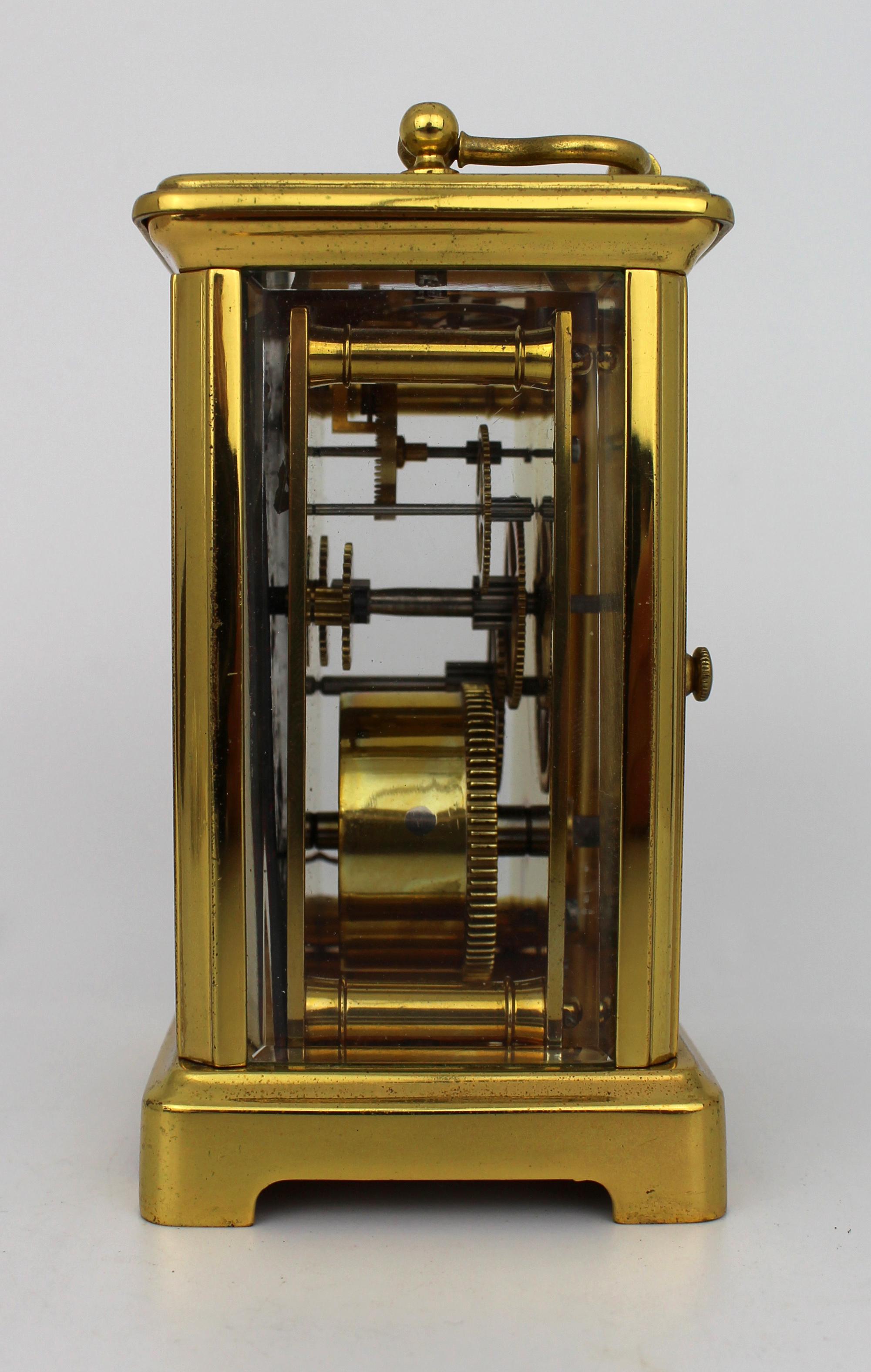 Horloge à chariot en laiton de l'époque édouardienne avec mouvement suisse en vente 1