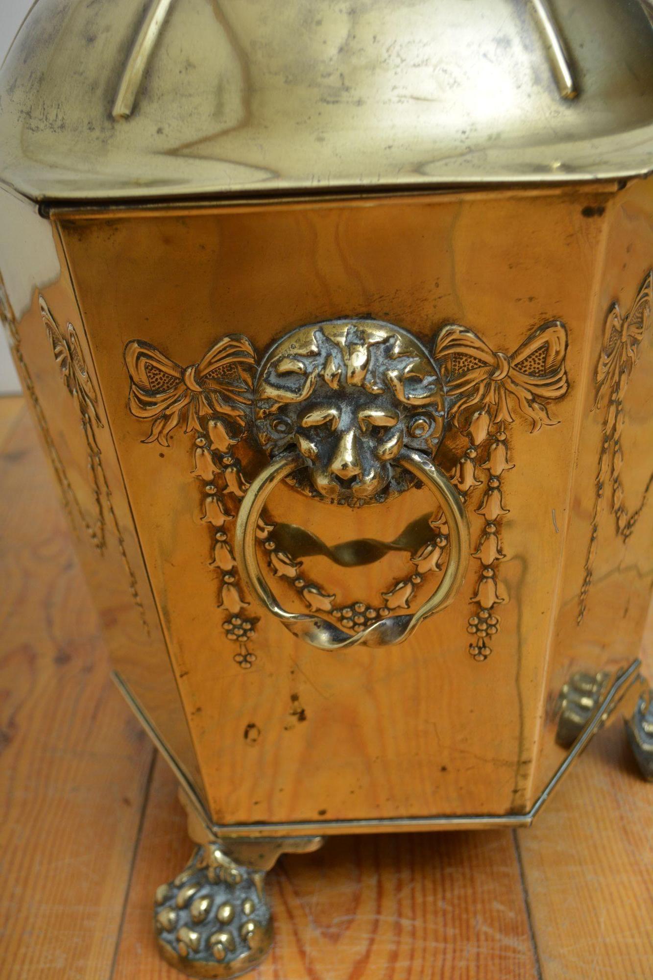 Edwardian Brass Coal Bin Plant Pot Planter For Sale 4