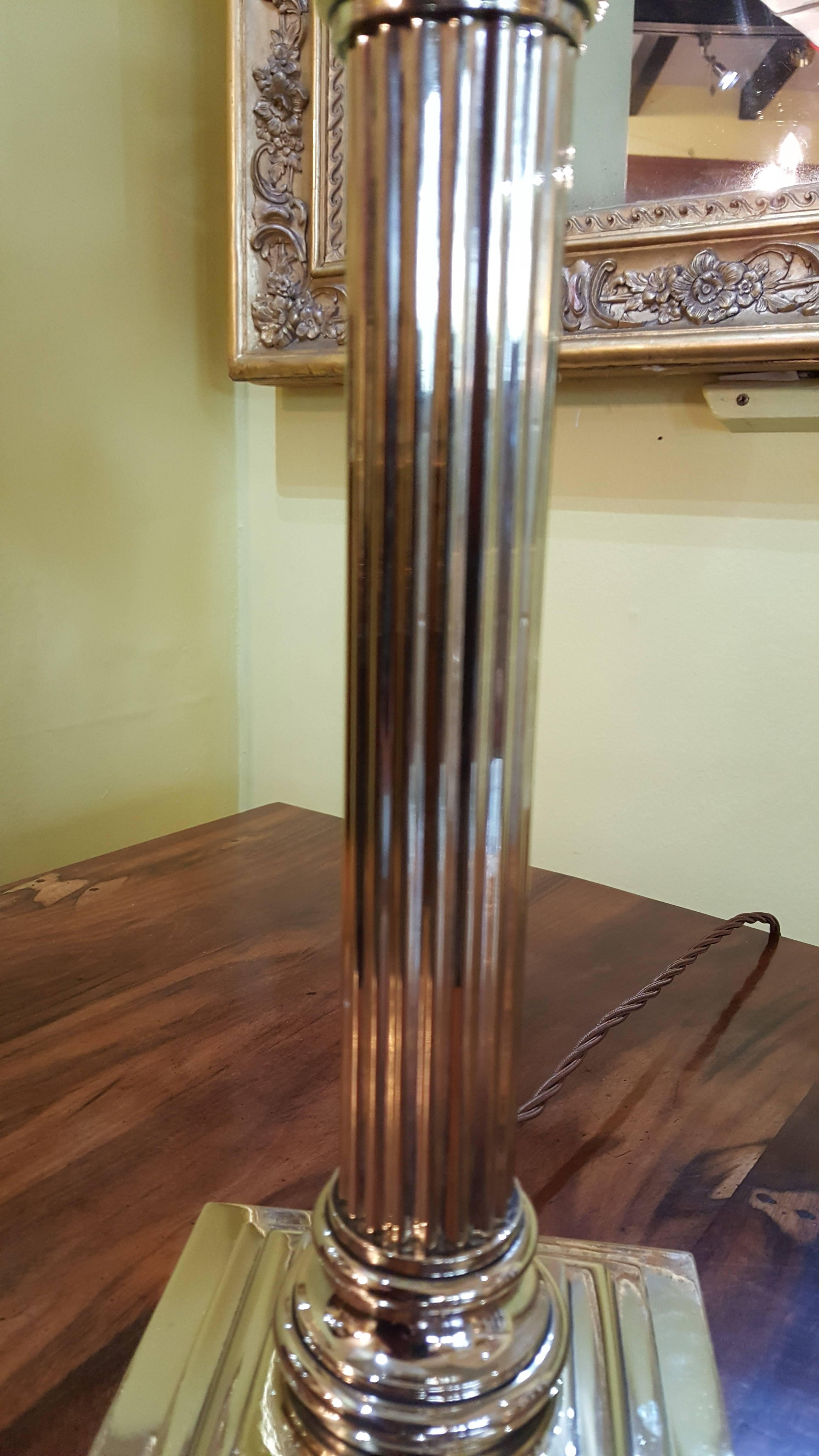 Edwardian Brass Corinthian Column Table Lamp In Good Condition In Altrincham, Cheshire