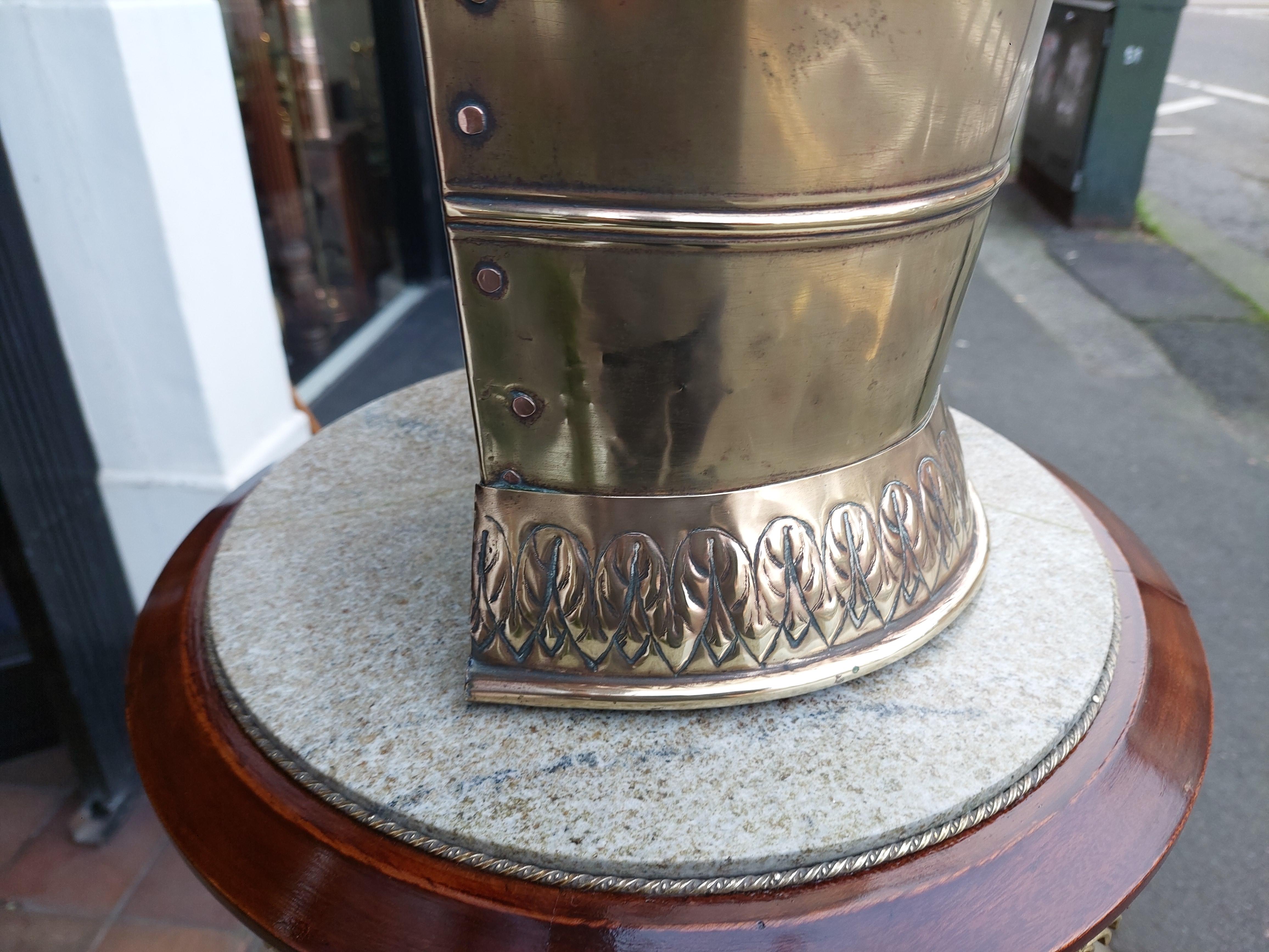 Stand de bâton demi-lune en laiton de l'époque édouardienne Bon état - En vente à Altrincham, GB