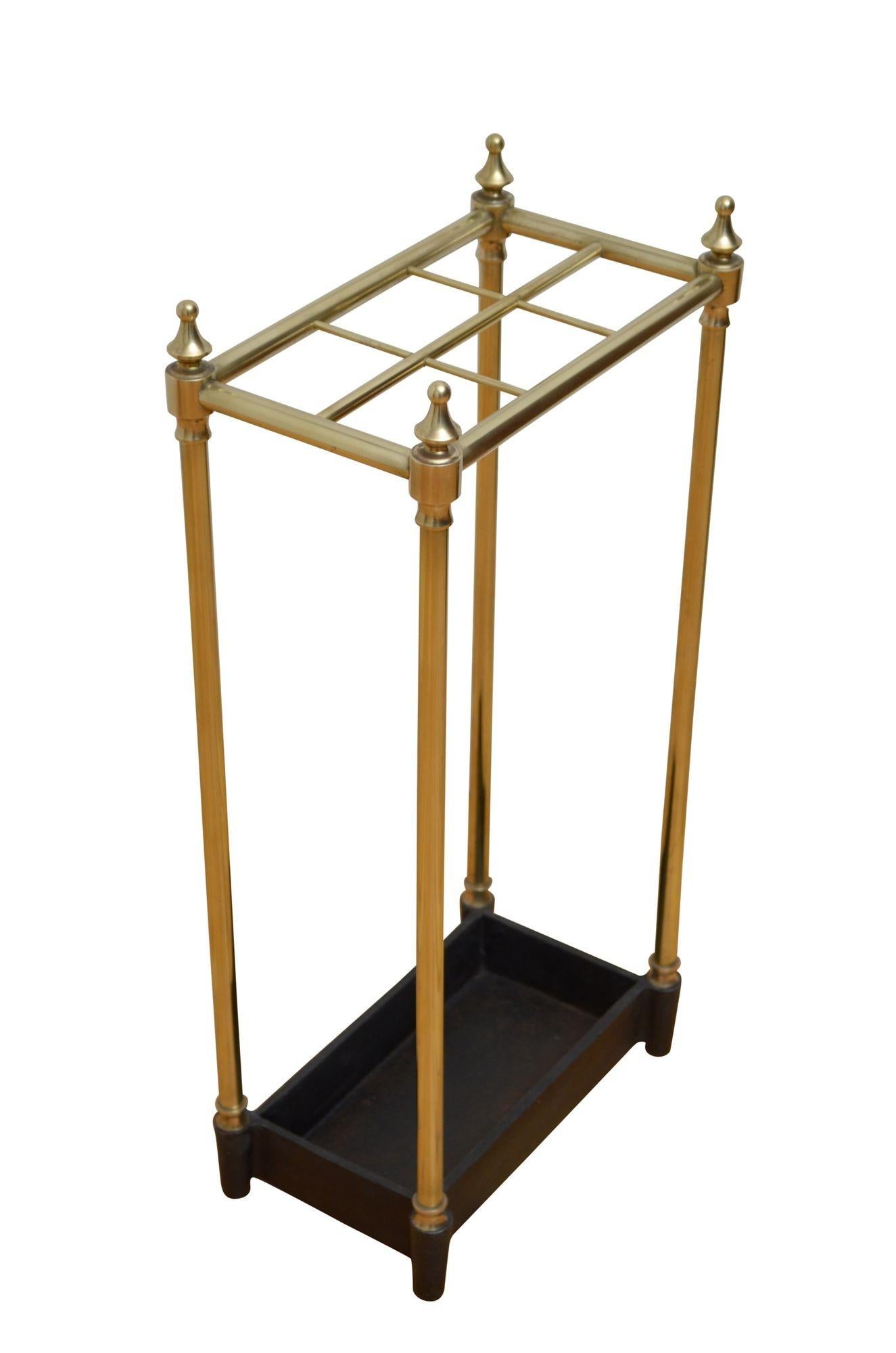 Edwardian Brass Umbrella Stand In Good Condition For Sale In Whaley Bridge, GB
