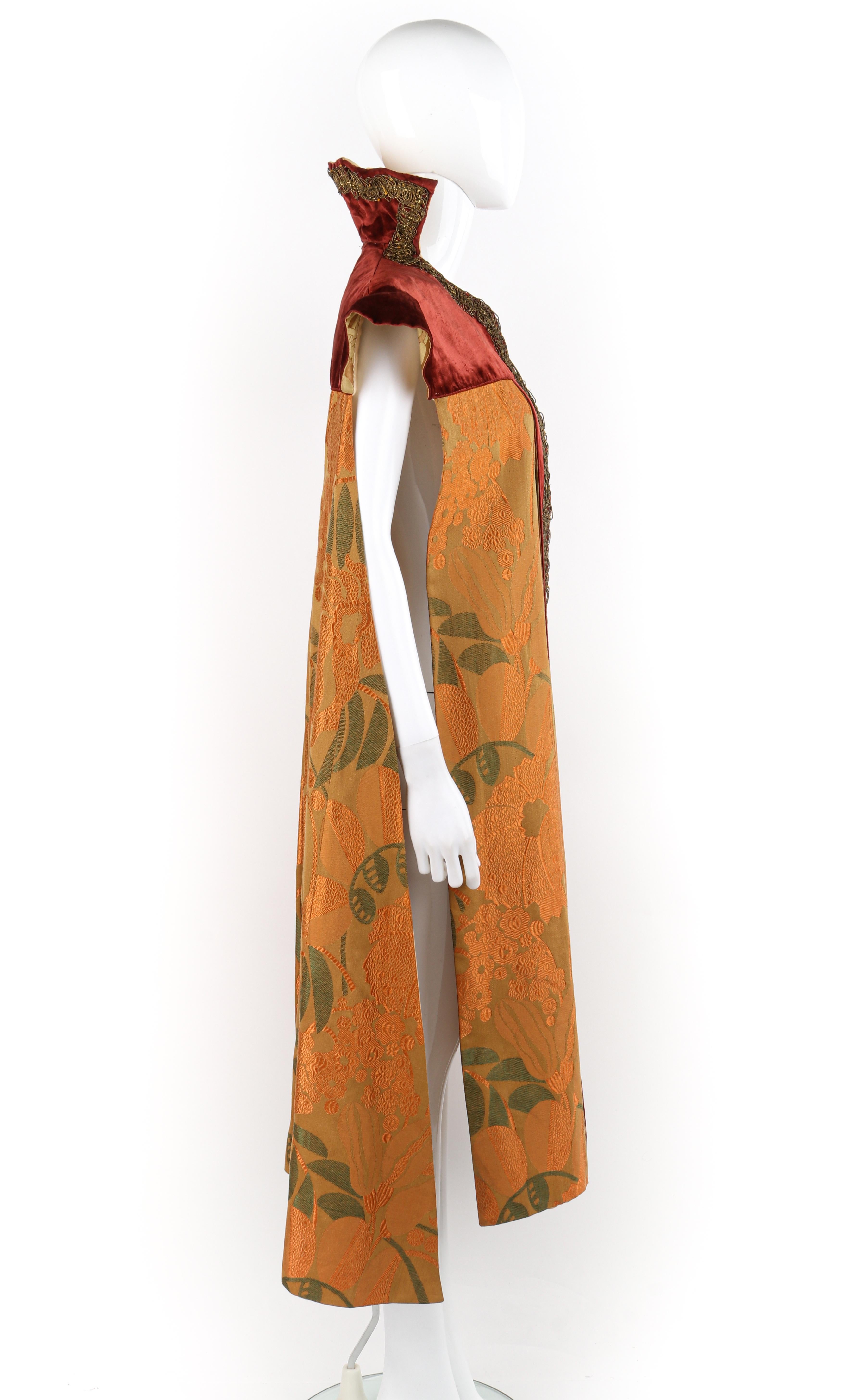 Couture-Wickelmantel aus mehrfarbigem Samt und Seide mit Kragen, Edwardianisch, um 1900-1910 im Angebot 1