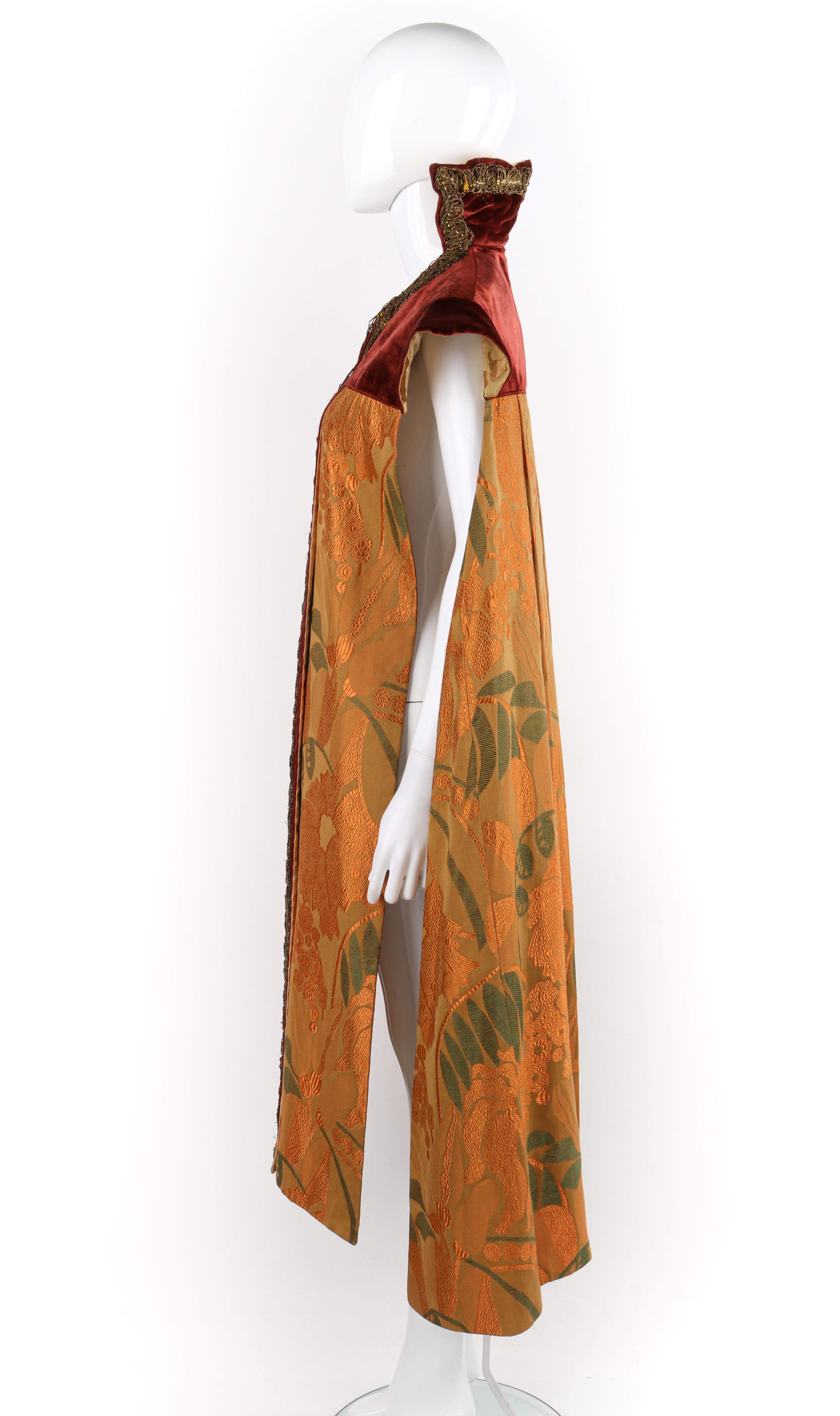Women's Edwardian c.1900-1910s Couture Multicolor Velvet Silk Wrap Coat Collared Cape