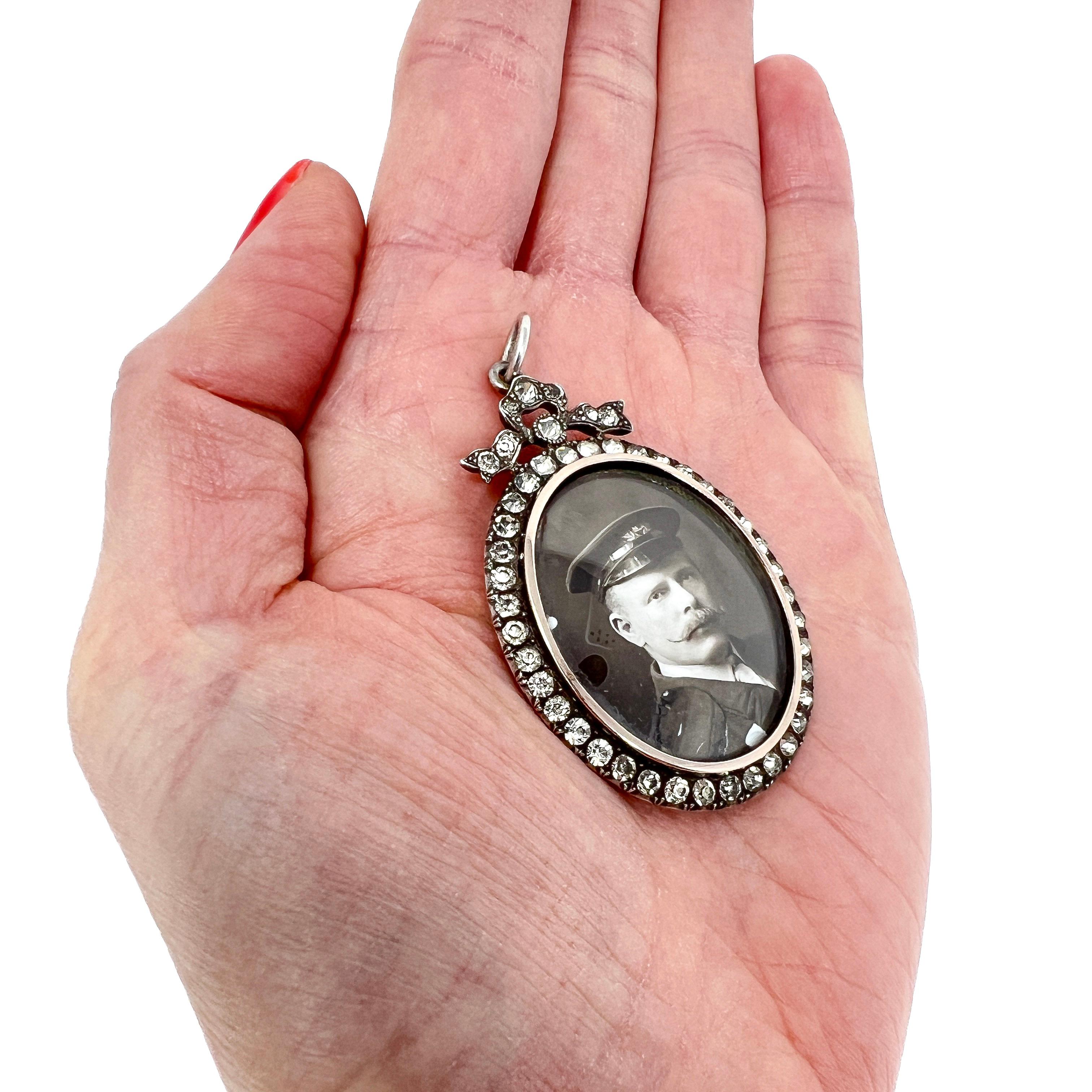 RESERVED - Edwardian c.1900 Silver and Paste Bow Design Antique Locket 8
