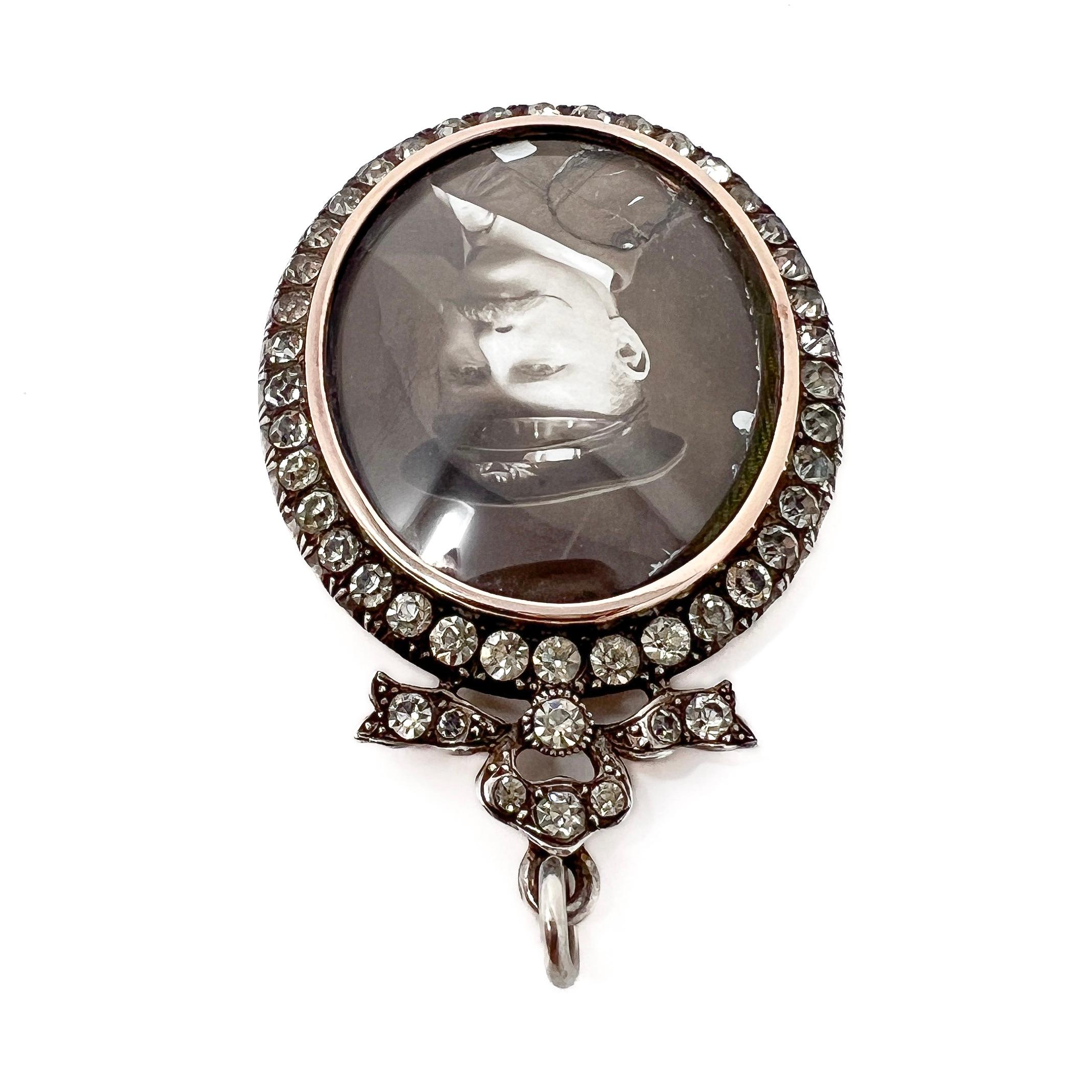 RESERVED - Edwardian c.1900 Silver and Paste Bow Design Antique Locket 3