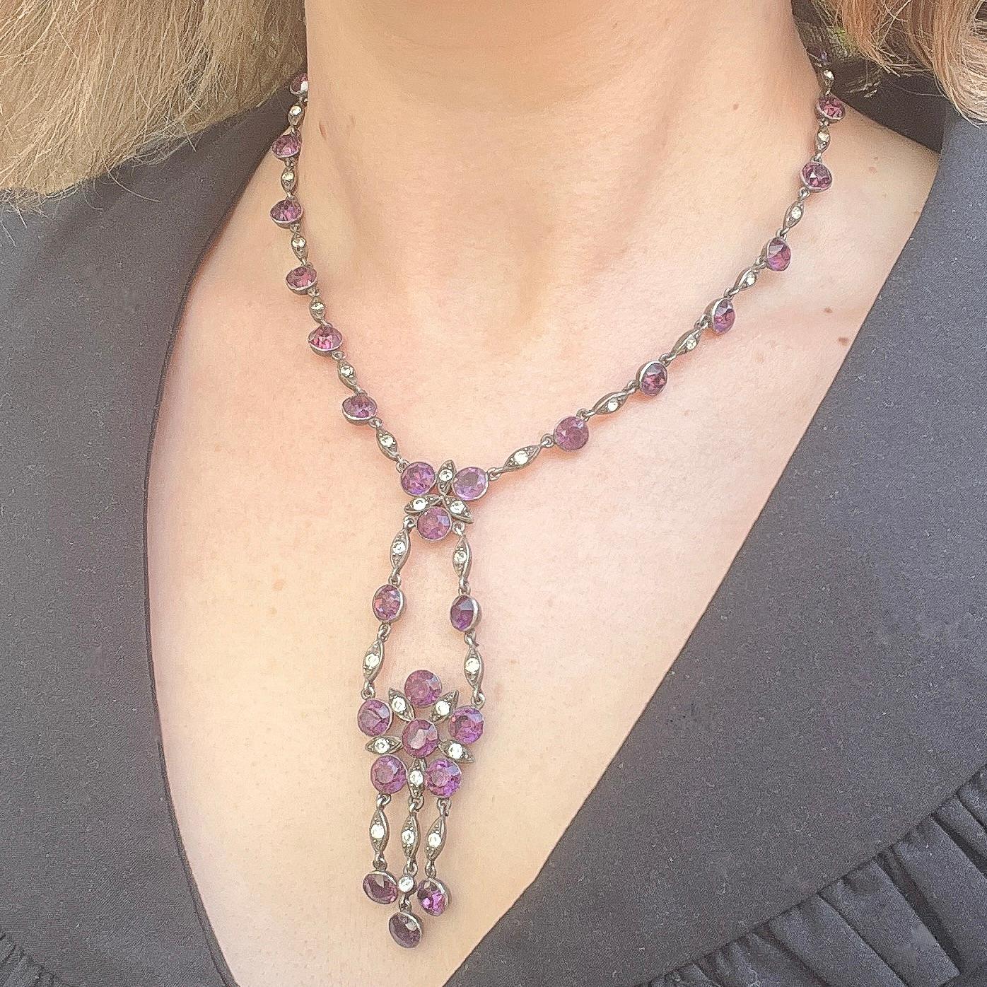 Edwardian c.1900 Silver and Purple Paste Antique Floral Pendant Necklace In Good Condition For Sale In Skelmersdale, GB