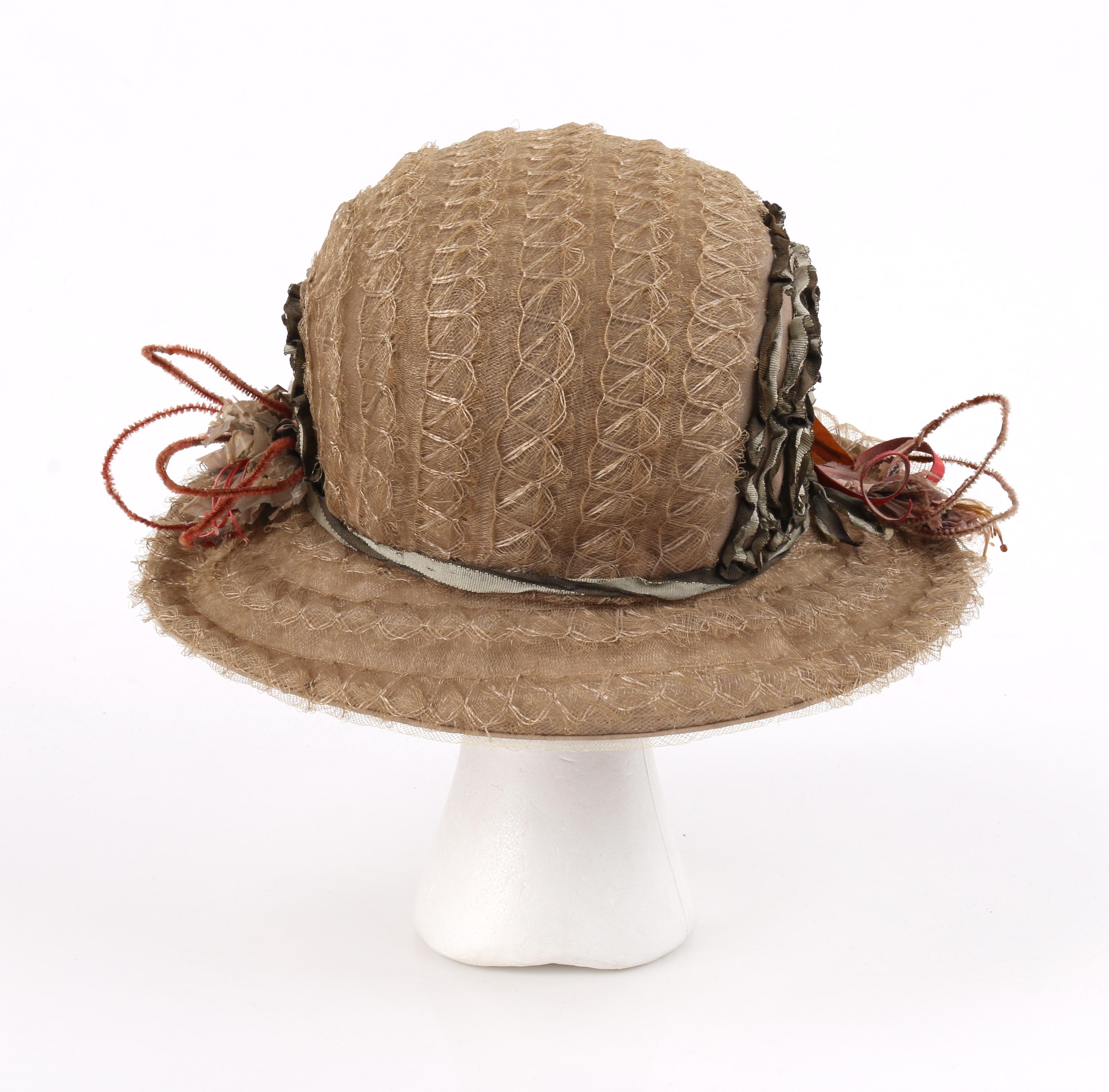 EDWARDIAN c.1900's Beige Scalloped Horsehair Floral Autumn Leaf Afternoon Hat  In Good Condition In Thiensville, WI