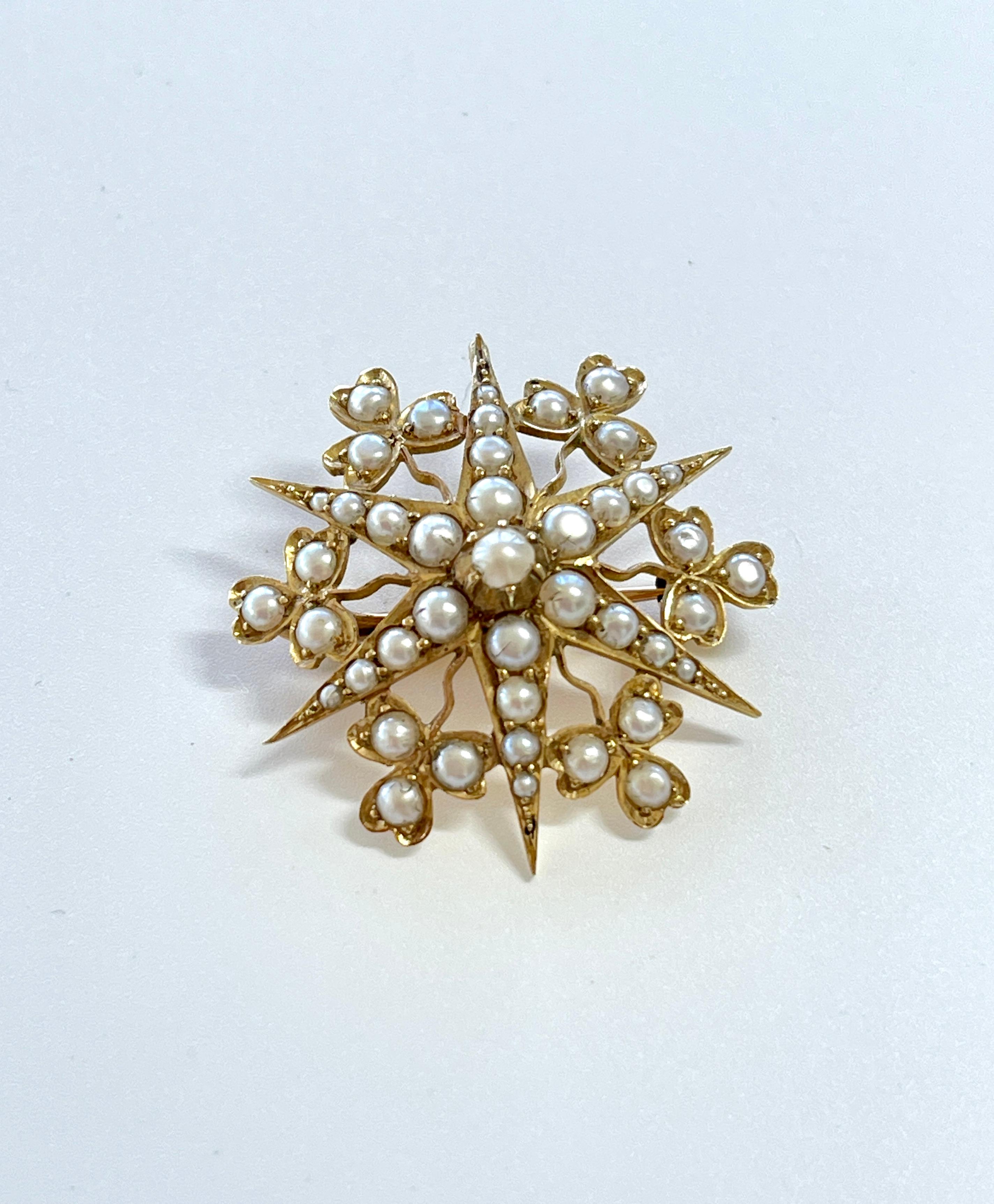 Edwardian c1905 Split Pearl Starburst Heart Brooch 15ct Yellow Gold  In Excellent Condition For Sale In Mona Vale, NSW