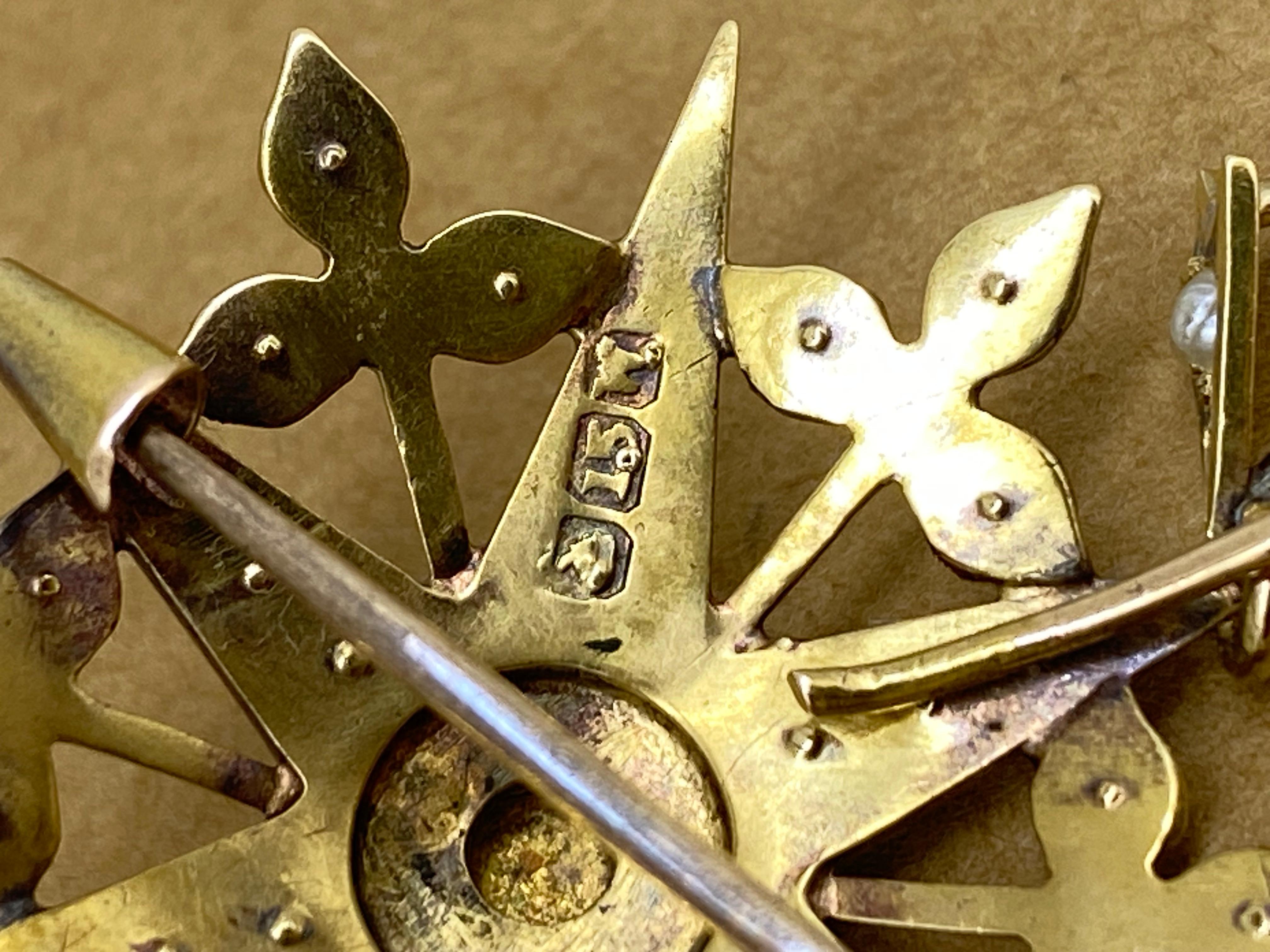 Spilla/pendente in oro 15 carati e perle a stella di Willis & Sons del periodo edoardiano del 1905 circa in vendita 1