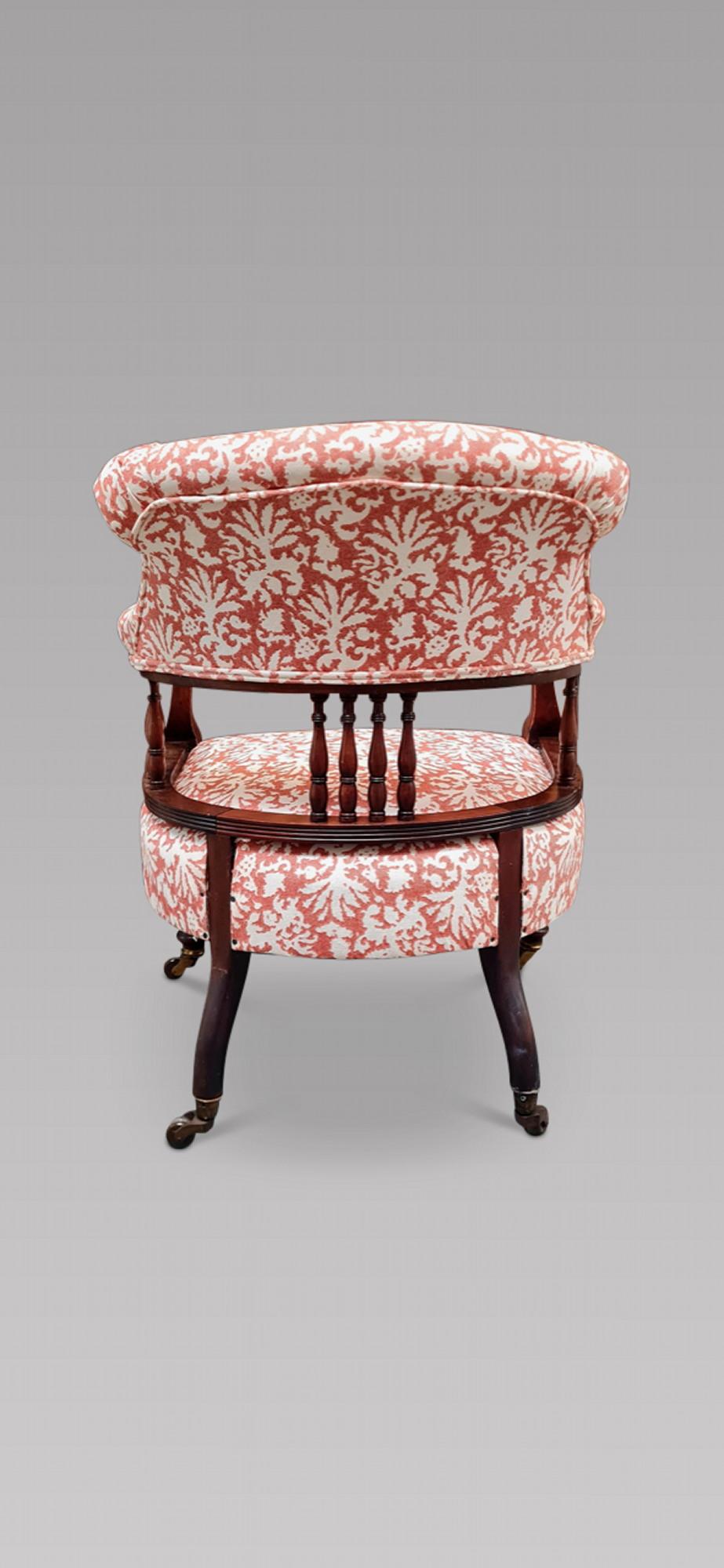 Edwardian Captain’s Chair In Good Condition In Pewsey, GB