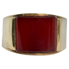 Edwardian Carnelian and 9 Carat Gold Signet Ring