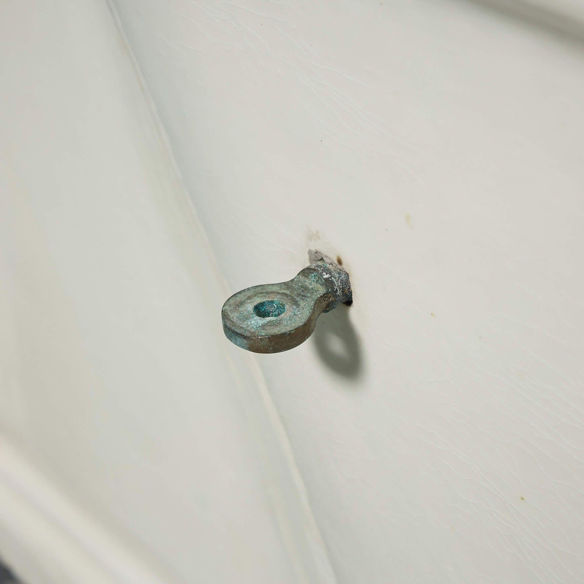 XX secolo Vasca da bagno angolare Edwardian in marmo di Carrara e gres smaltato di Royal Doulton in vendita