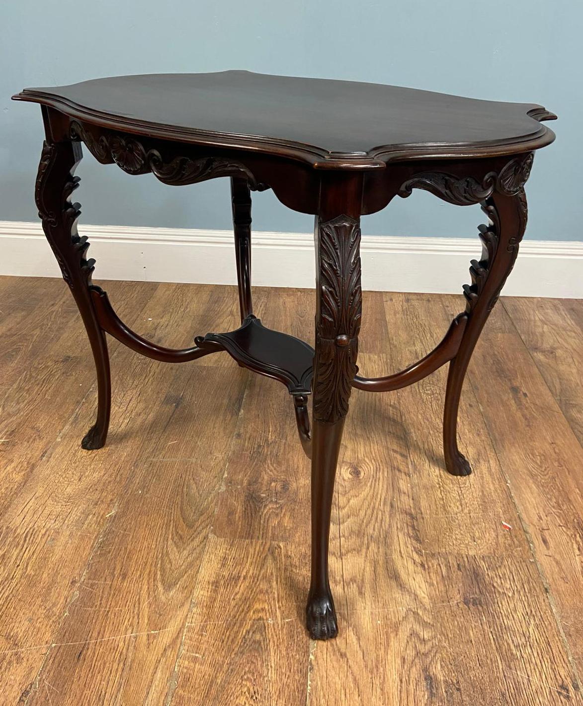 Edwardian Carved Side Table 1910 en vente 3