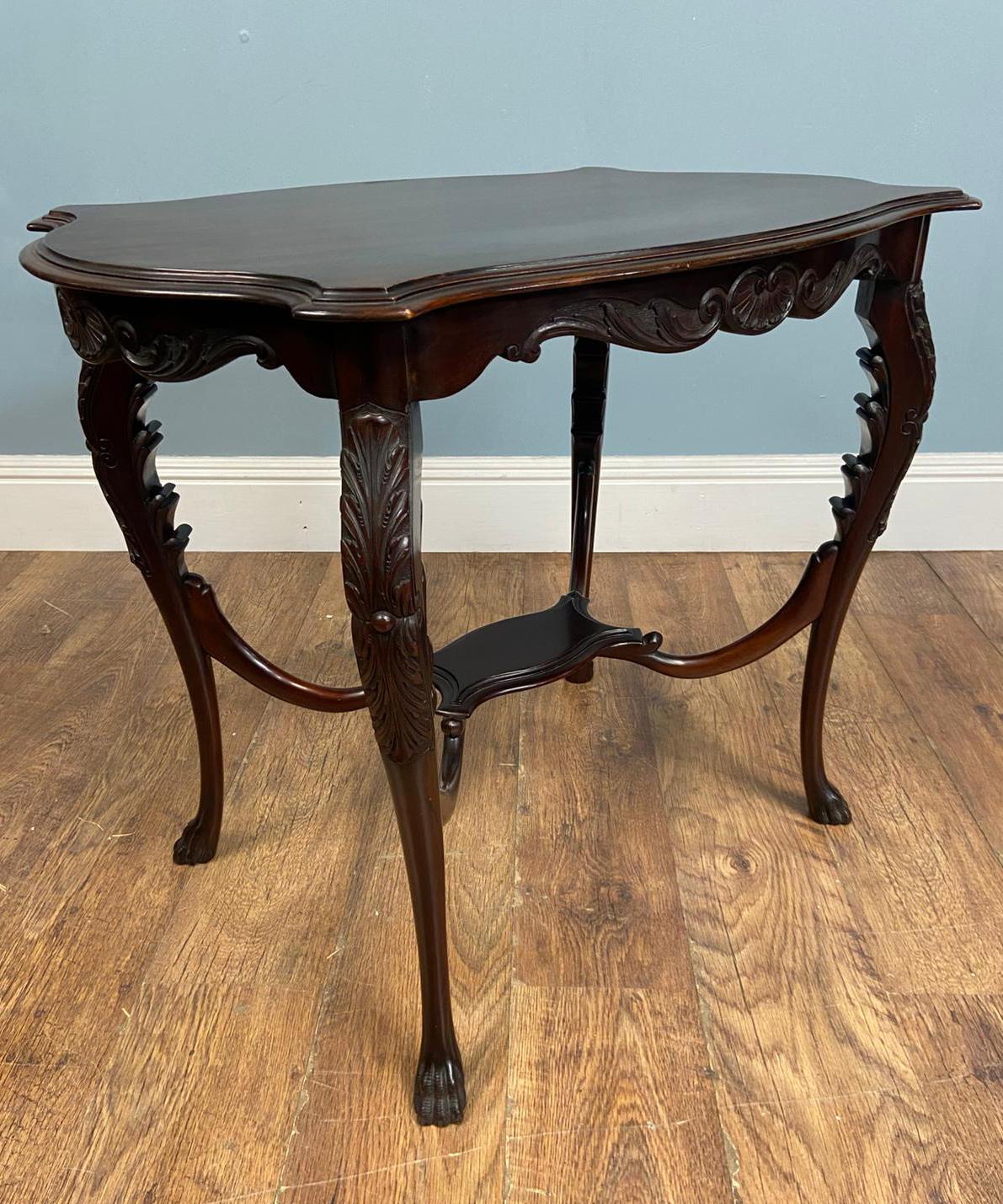 Edwardian Carved Side Table 1910 en vente 1
