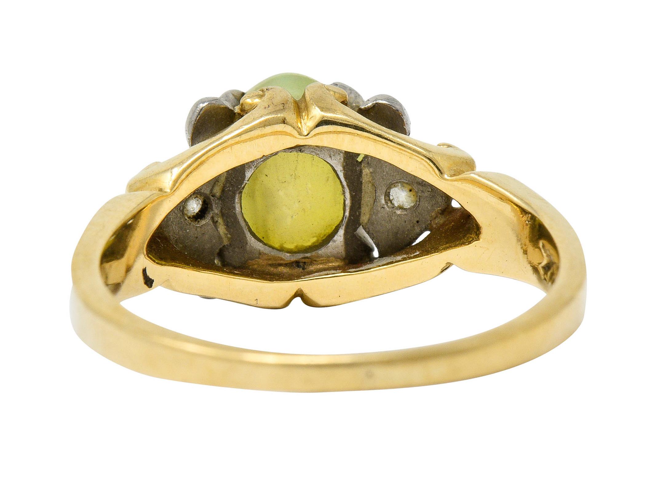 Women's or Men's Edwardian Cat's Eye Chrysoberyl Diamond Platinum-Topped 14 Karat Gold Ring