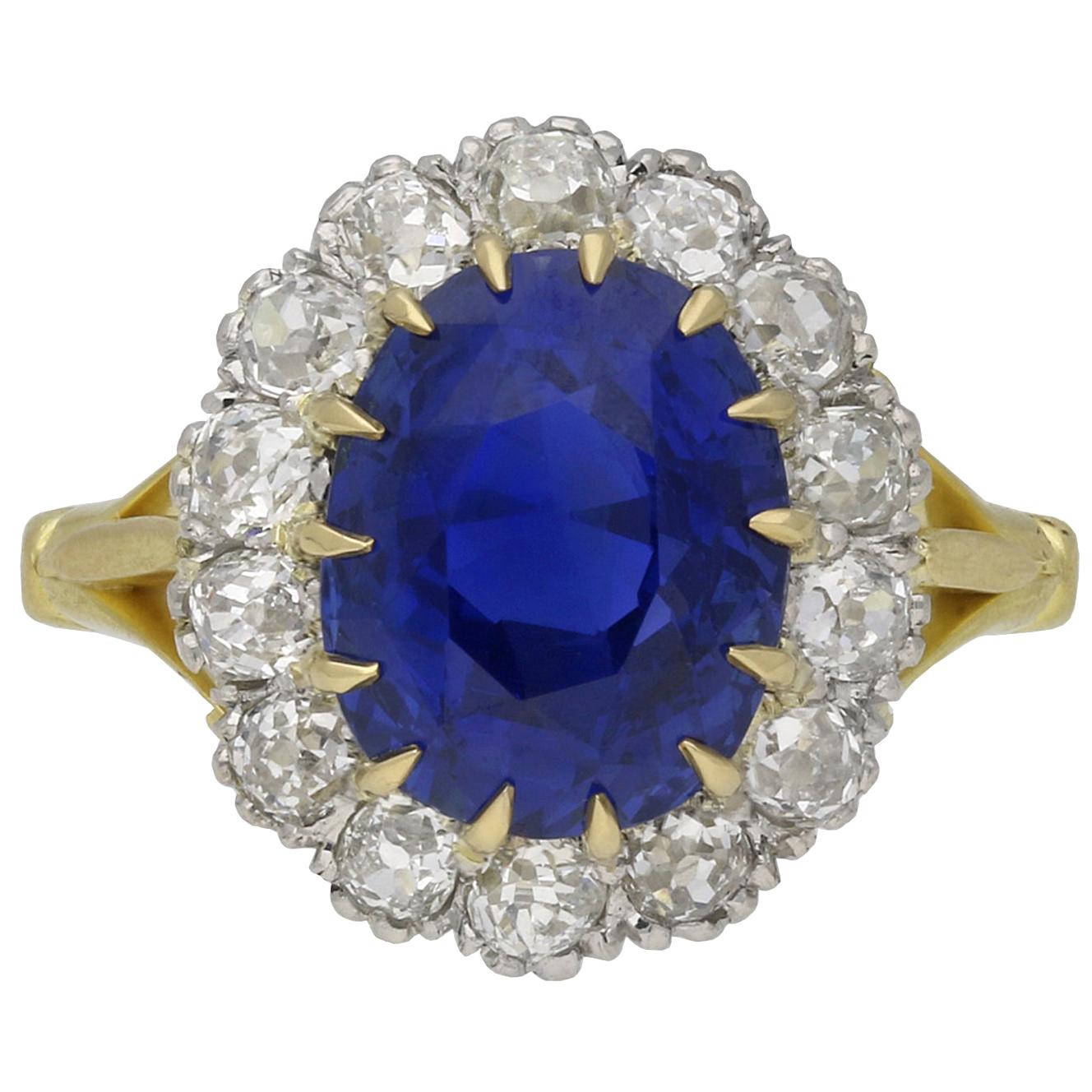 Edwardian Ceylon Sapphire and Diamond Coronet Cluster Ring, English, circa 1915