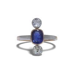 Edwardian Ceylon Sapphire & Diamond Ring, c.1910