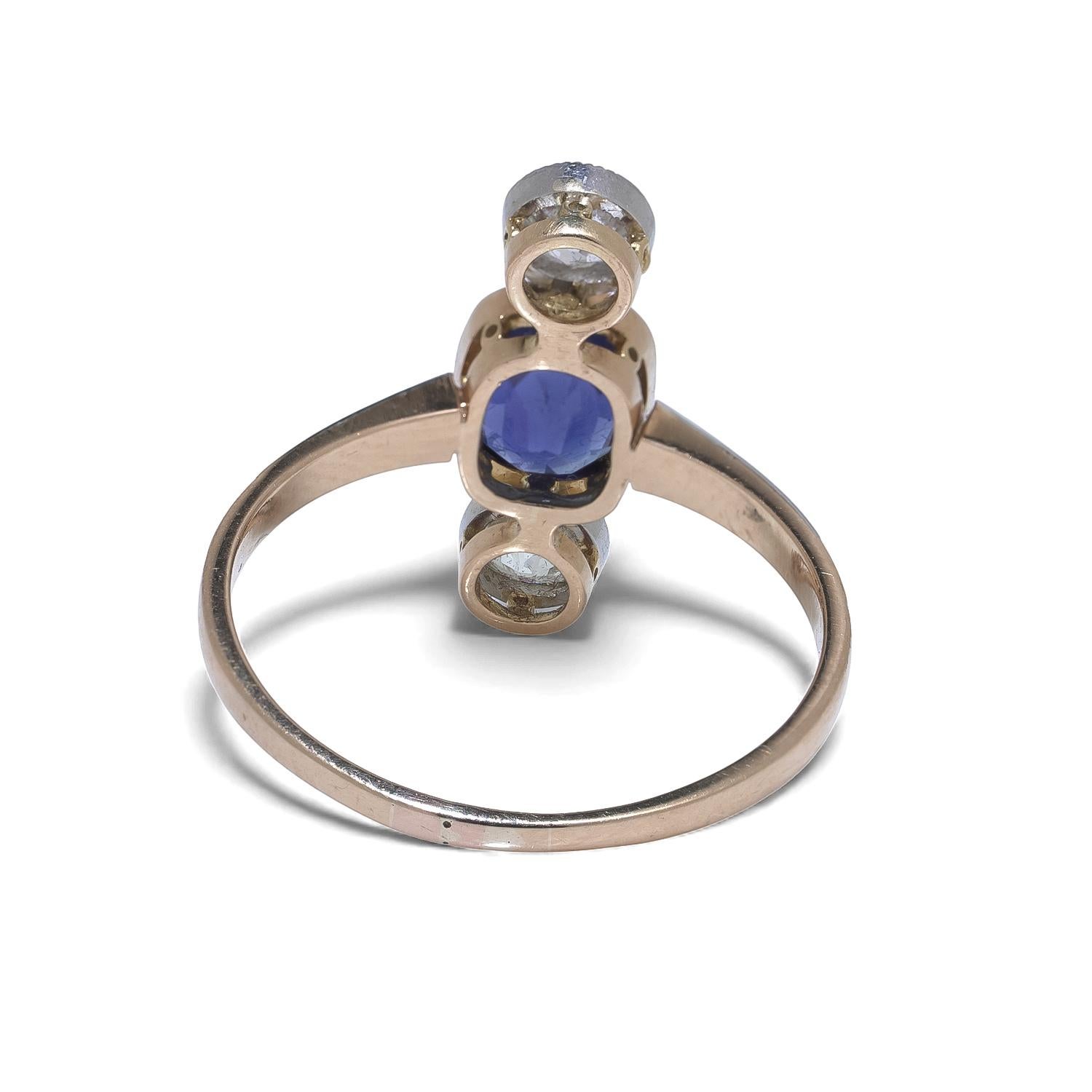 Taglio antico europeo Edwardian Ceylon Sapphire & Diamond Ring, c.1910 in vendita