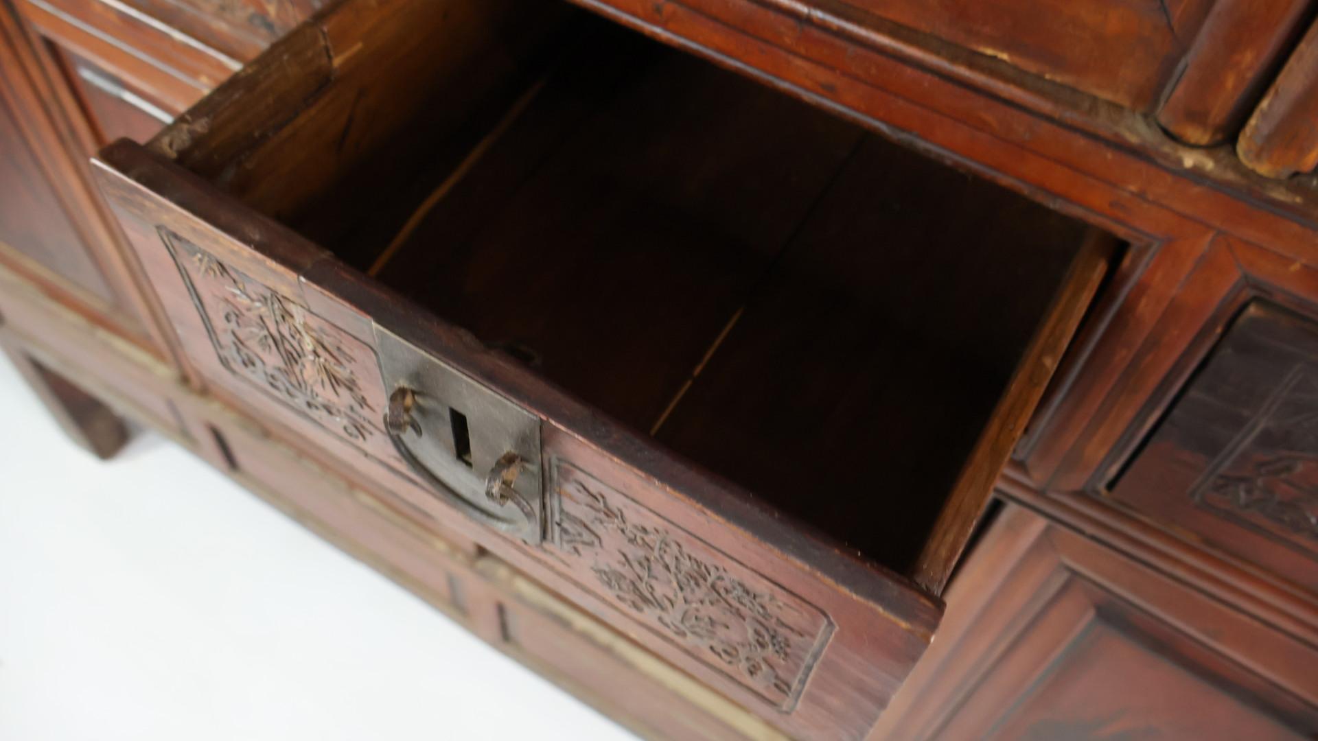 Edwardian Chinoiserie Cupboard For Sale 2