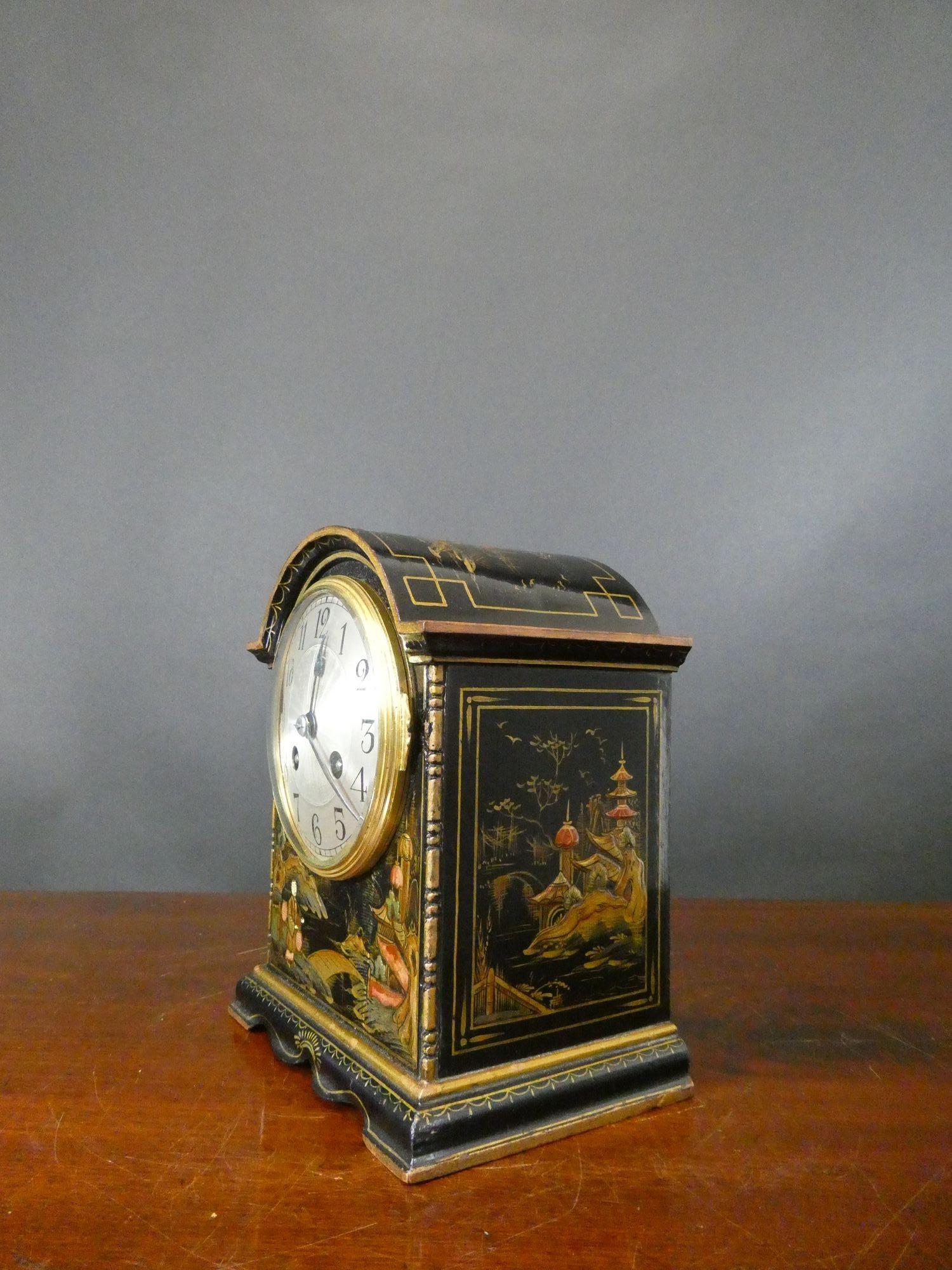 French Edwardian Chinoiserie Decorated Striking Mantel Clock For Sale
