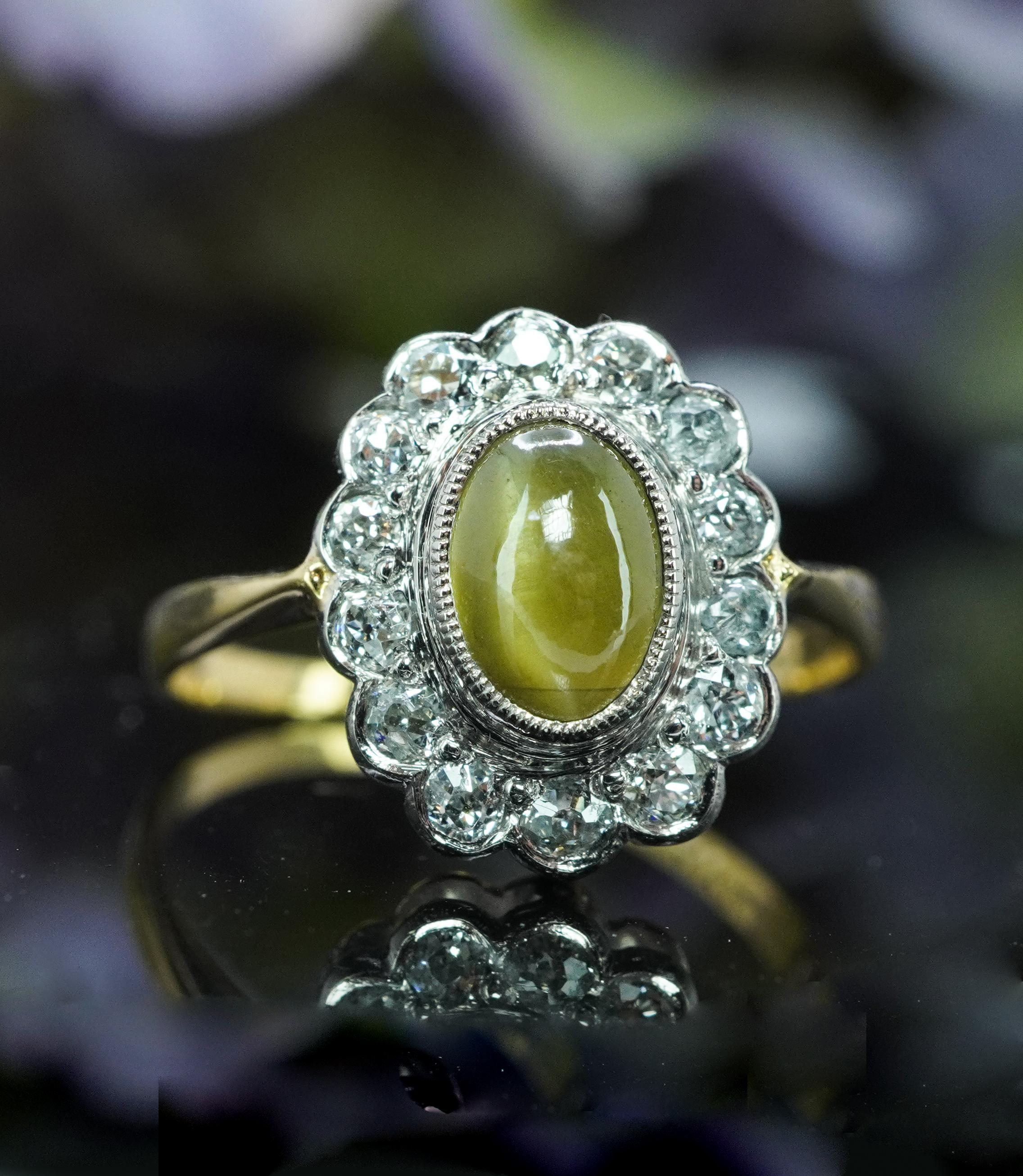 Oval Cut Edwardian Chrysoberyl Cats Eye Old European Diamond Ring 18K Platinum hallmarked For Sale