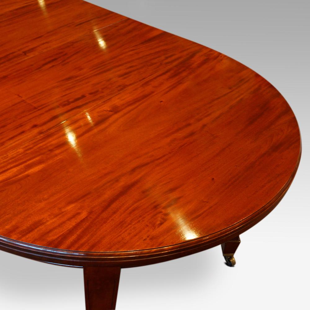 Edwardian circular mahogany dining table 4