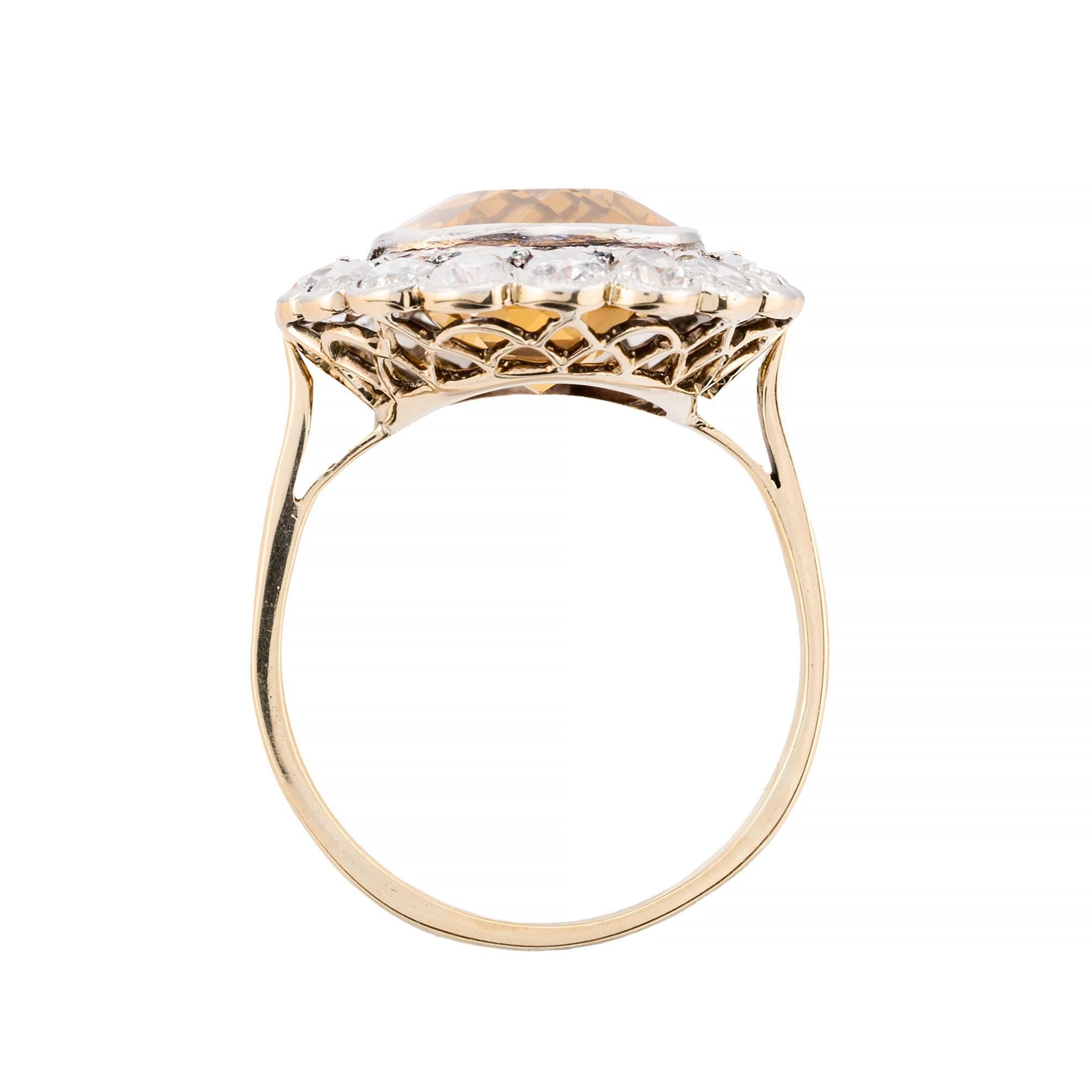 Edwardian Citrine & European Cut Diamond Halo Ring in 18 Karat Gold, Platinum Damen im Angebot