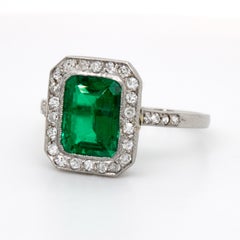 Edwardian Colombian Emerald and Diamond Ring, circa 1910s