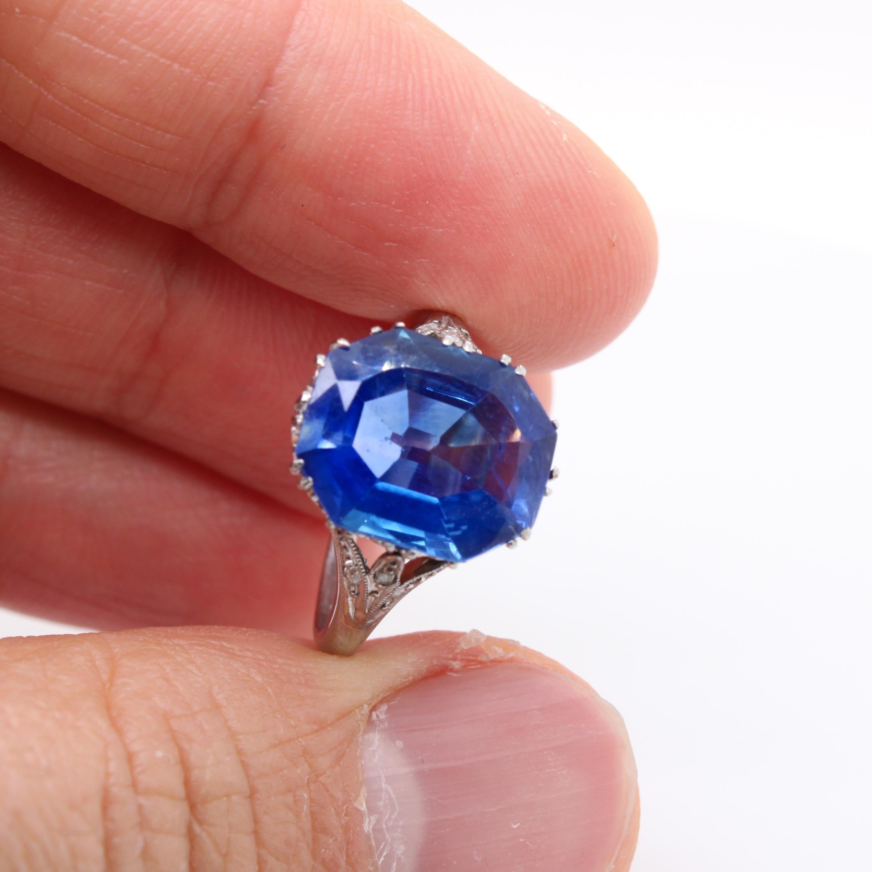 Edwardian Cornflower Blue Natural Ceylon Sapphire 5.85 Carat and Diamond Ring 3