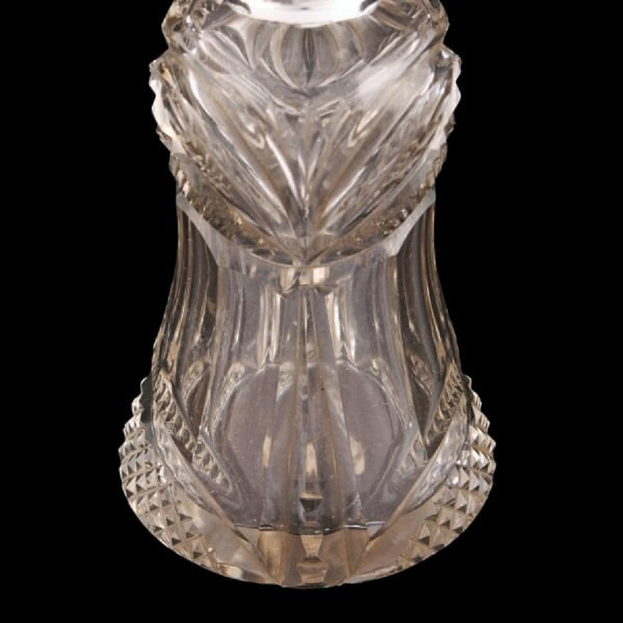 Edwardian Cut Crystal Perfume Bottle, 20th Century In Good Condition For Sale In London, GB