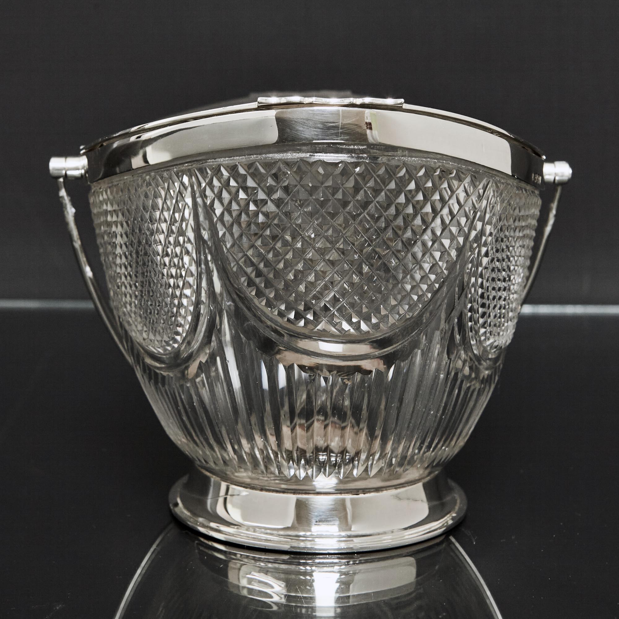 Edwardian Cut Glass & Silver Lidded Basket or Biscuit Box, 1907 In Good Condition For Sale In London, GB