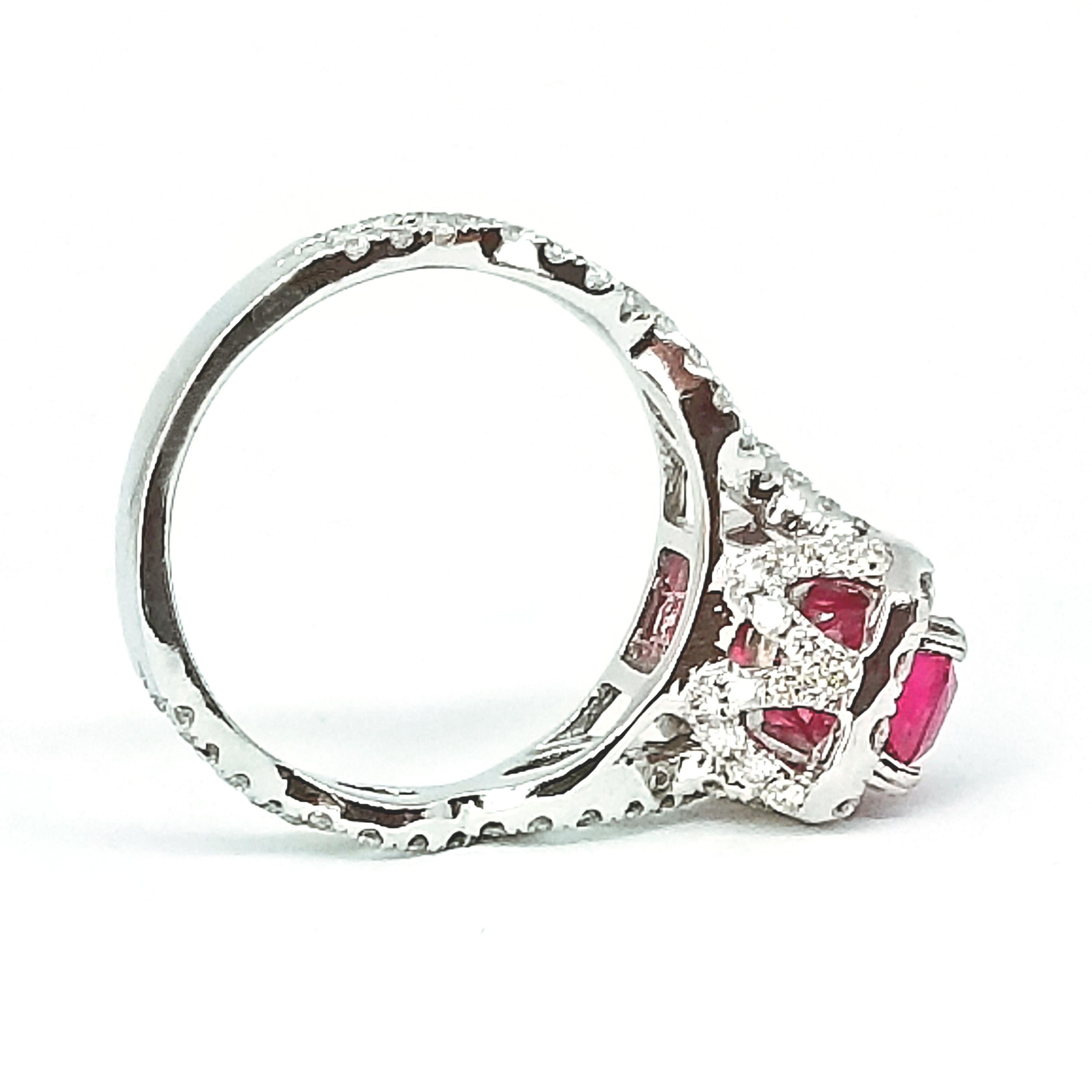 Edwardian Cut Intense Pink 2.19 Carat Sapphire Diamond Halo Ring White Gold For Sale 2