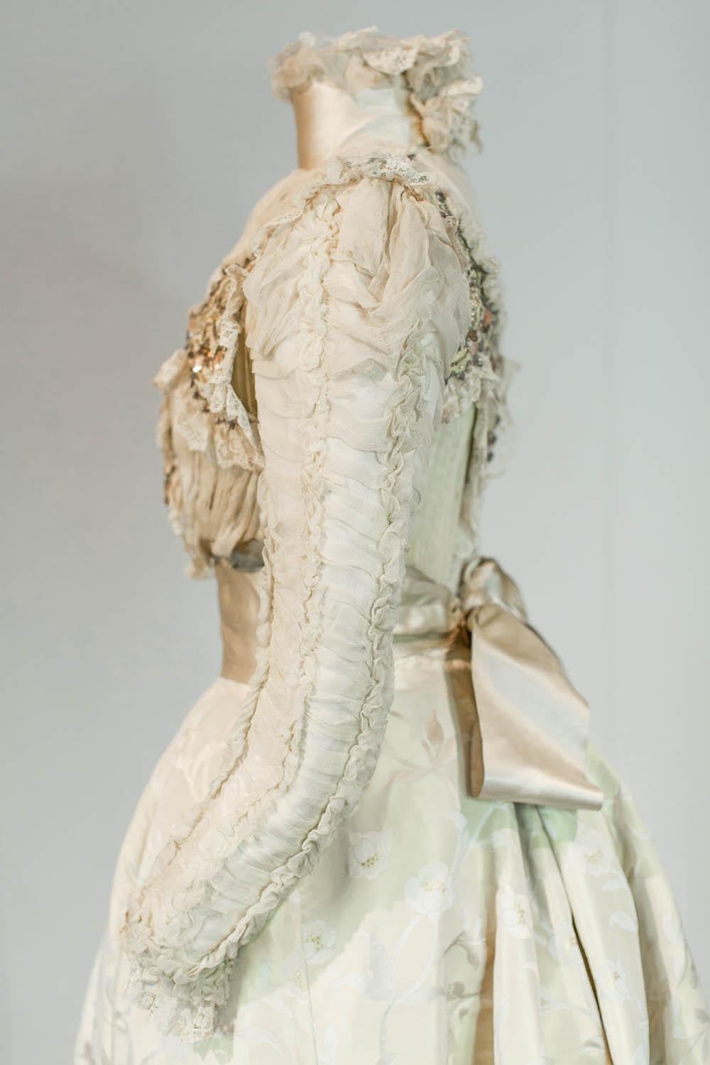 Women's Edwardian Damask and Chiffon Silk Ceremony French Labelled Gown Circa 1900