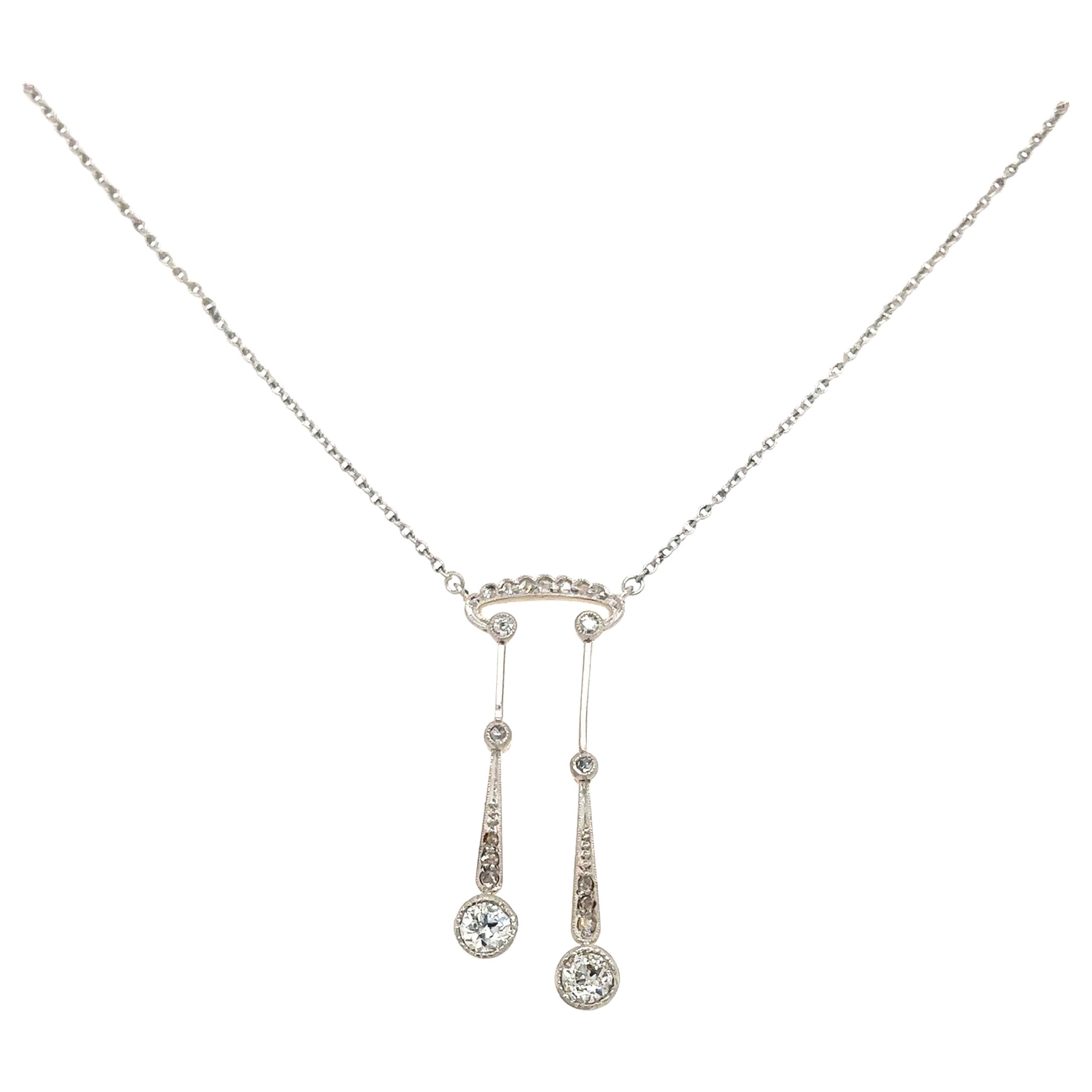 Collar de diamantes colgante eduardiano de oro blanco de 18k
