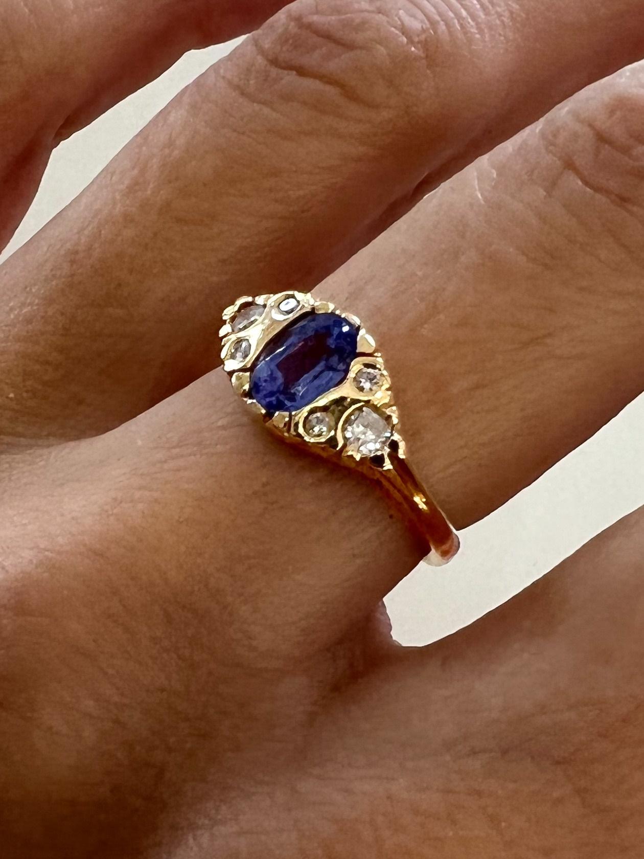 Edwardian Design Tansanit & Diamant Ring in 18K Gelbgold  im Angebot 1