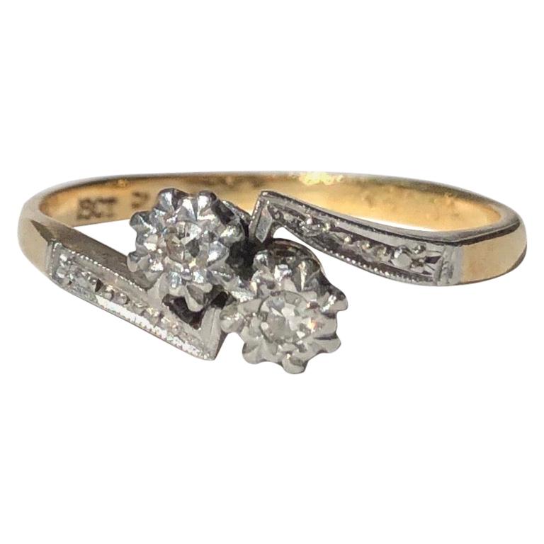 Edwardian Diamond 18 Carat Gold and Platinum Cross Over Ring For Sale