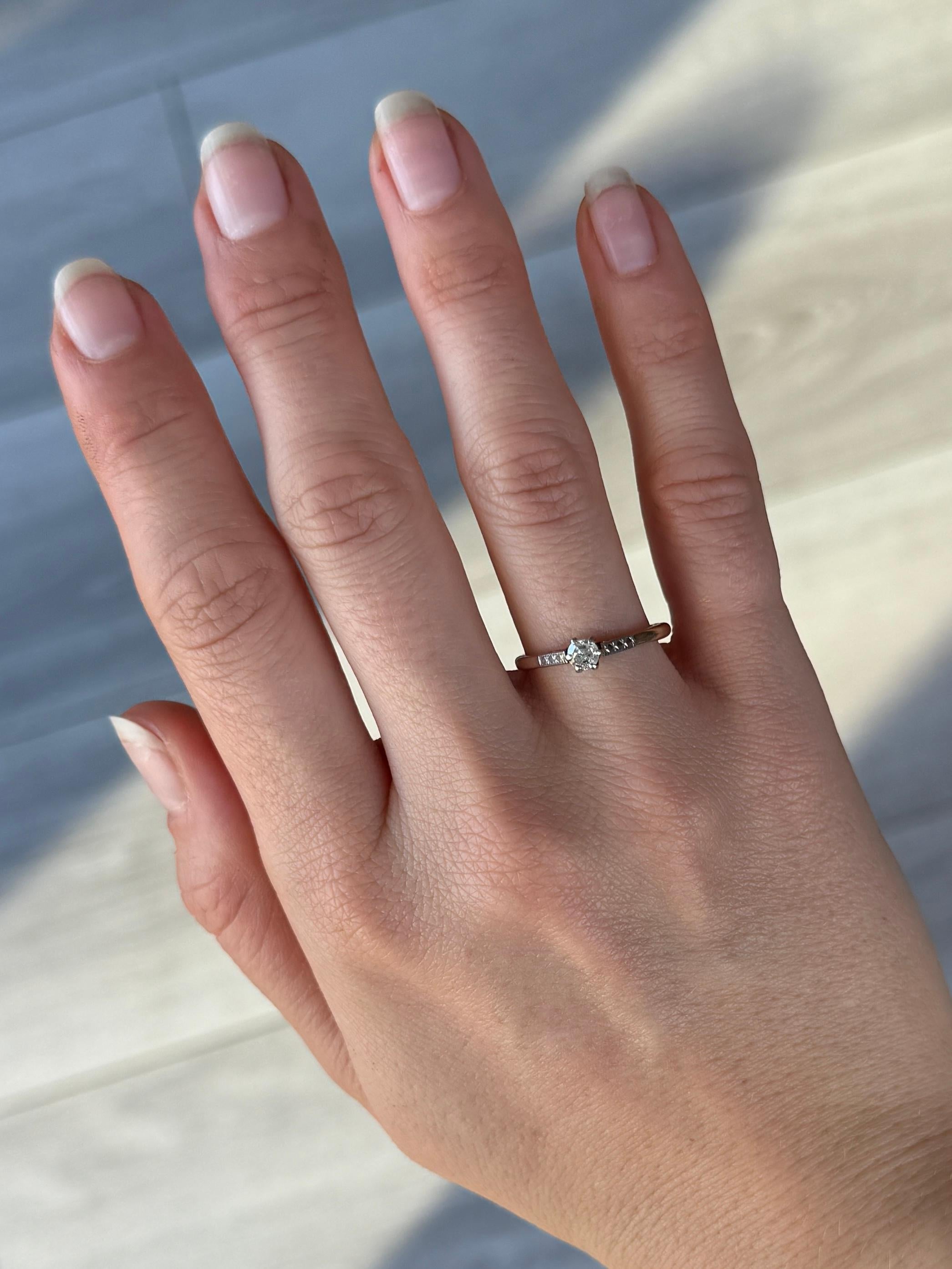 Women's Edwardian Diamond 18 Carat Gold and Platinum Solitaire Ring For Sale