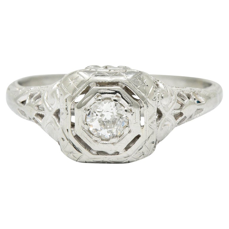 Edwardian Diamond 18 Karat White Gold Engagement Ring For Sale at 1stDibs