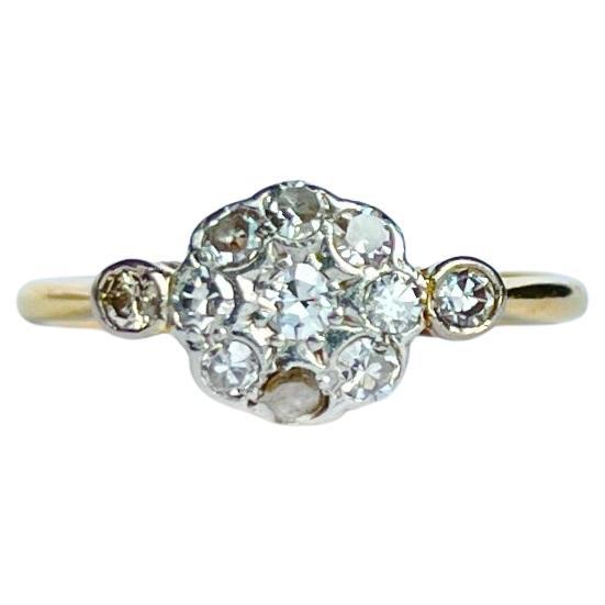 Edwardianischer Gänseblümchen-Cluster-Ring mit Diamanten und 18 Karat im Angebot