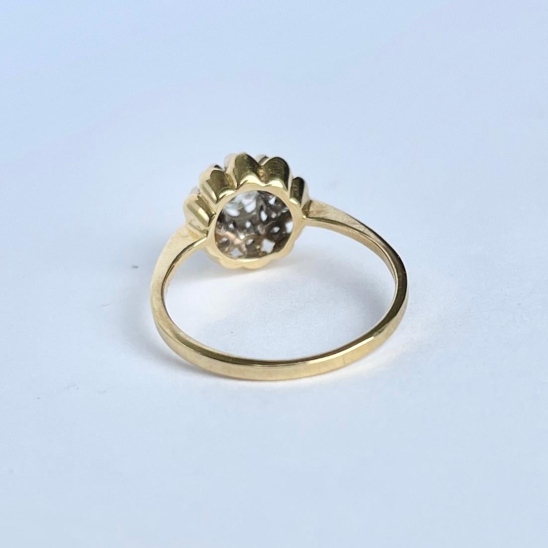 Round Cut Edwardian Diamond and 18 Carat Gold Cluster Ring For Sale