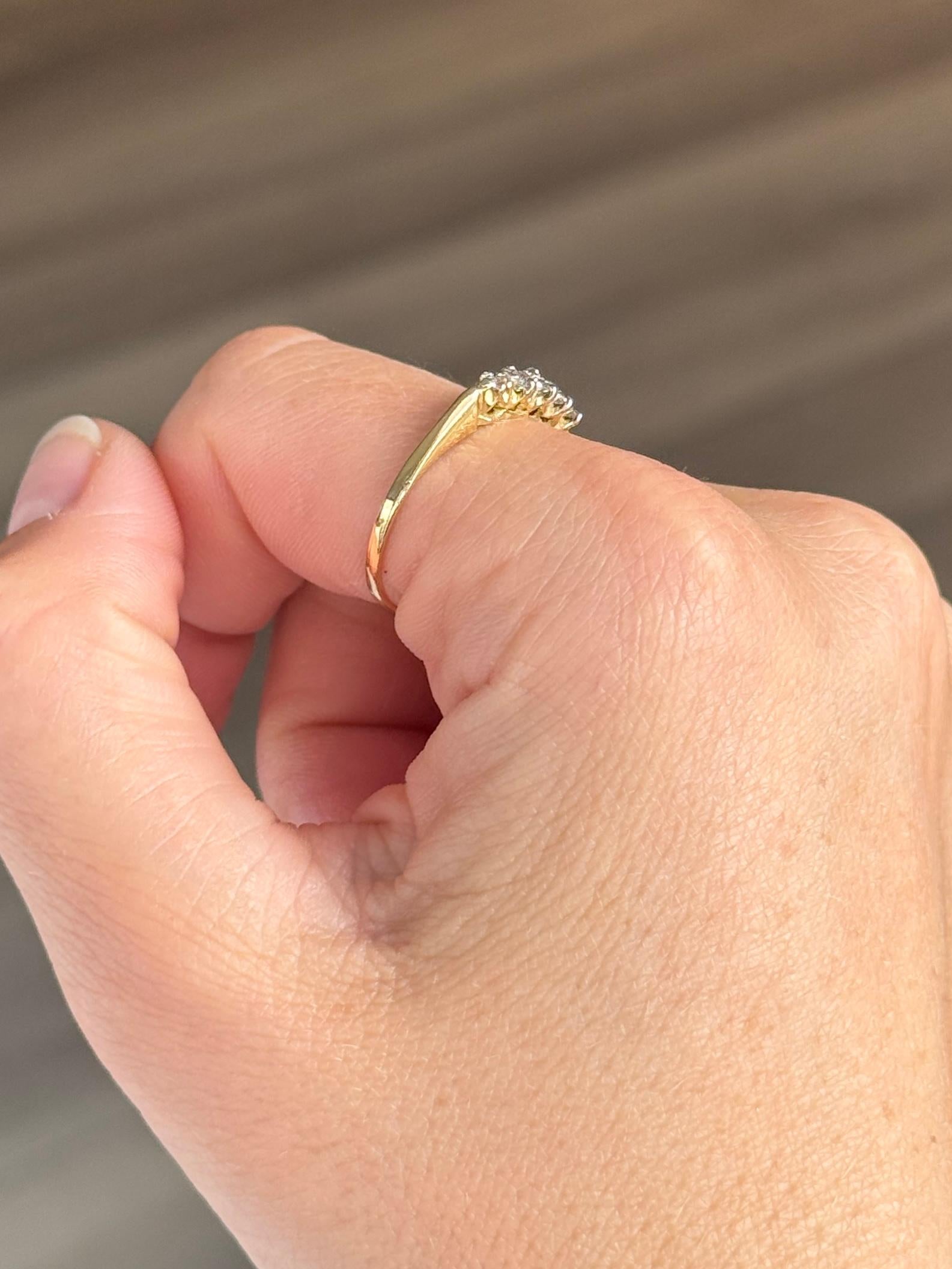 Edwardian Diamond and 18 Carat Gold Five-Stone Band Ring For Sale 2