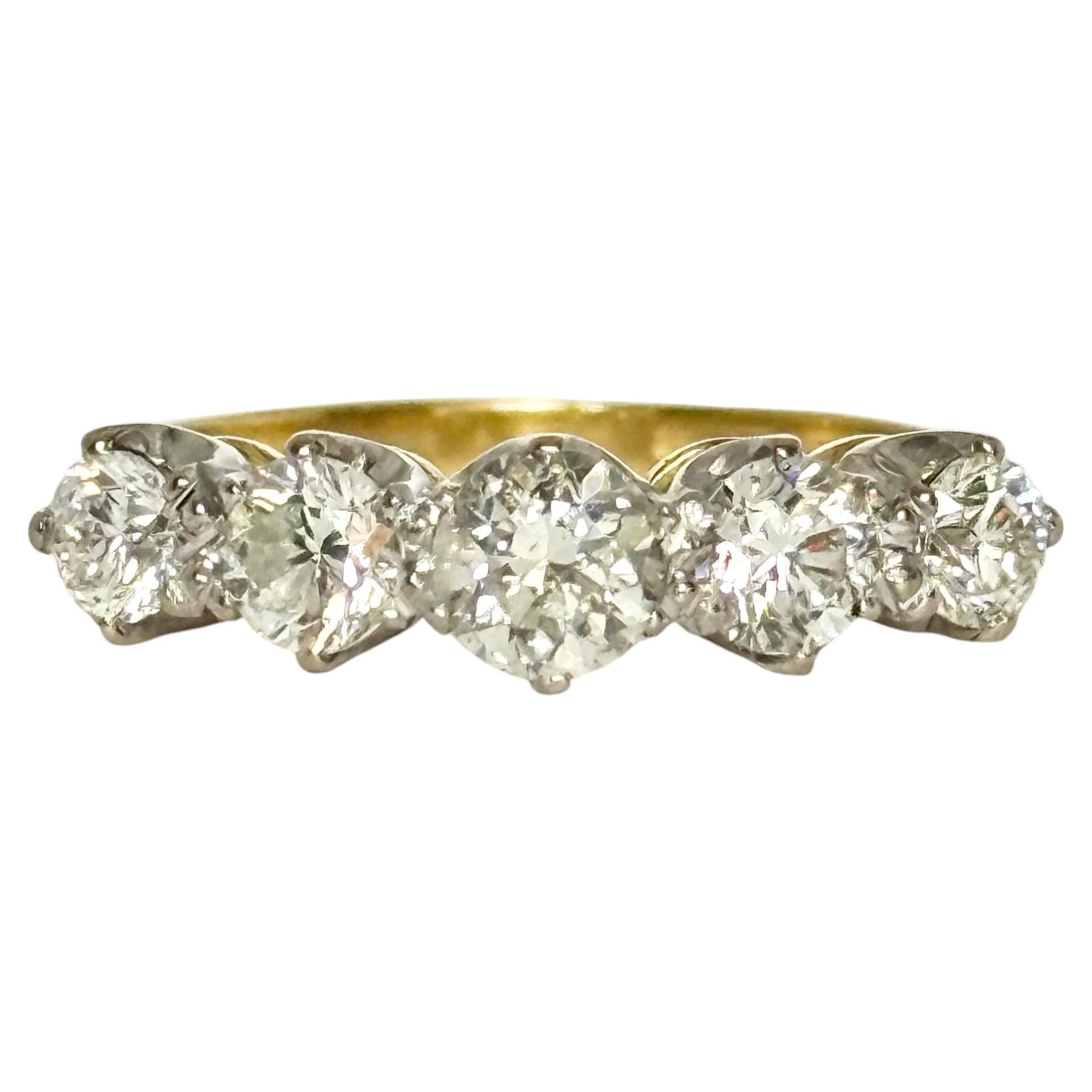 Fünfsteiniger edwardianischer Ring aus Diamant und 18 Karat Gold mit Diamanten