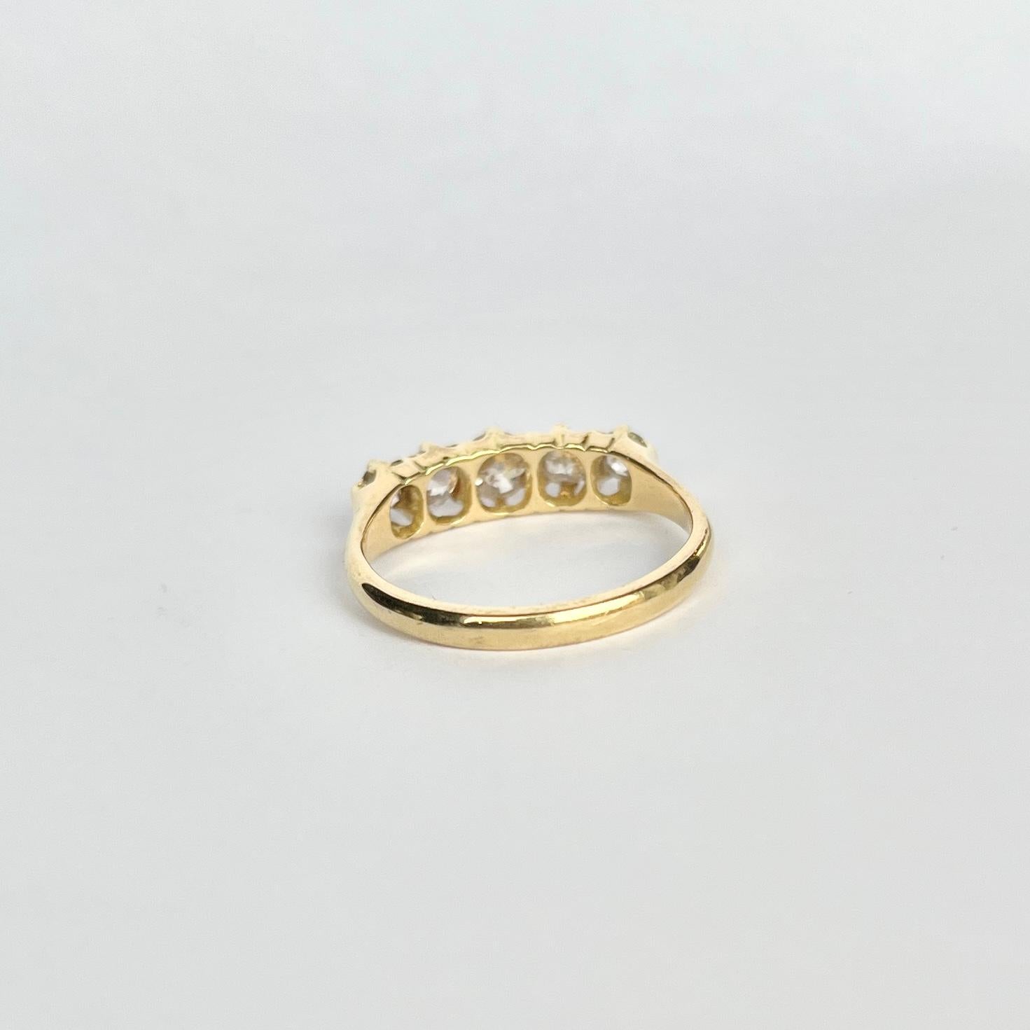 Edwardian Diamond and 18 Carat Gold Five Stone Ring In Good Condition For Sale In Chipping Campden, GB
