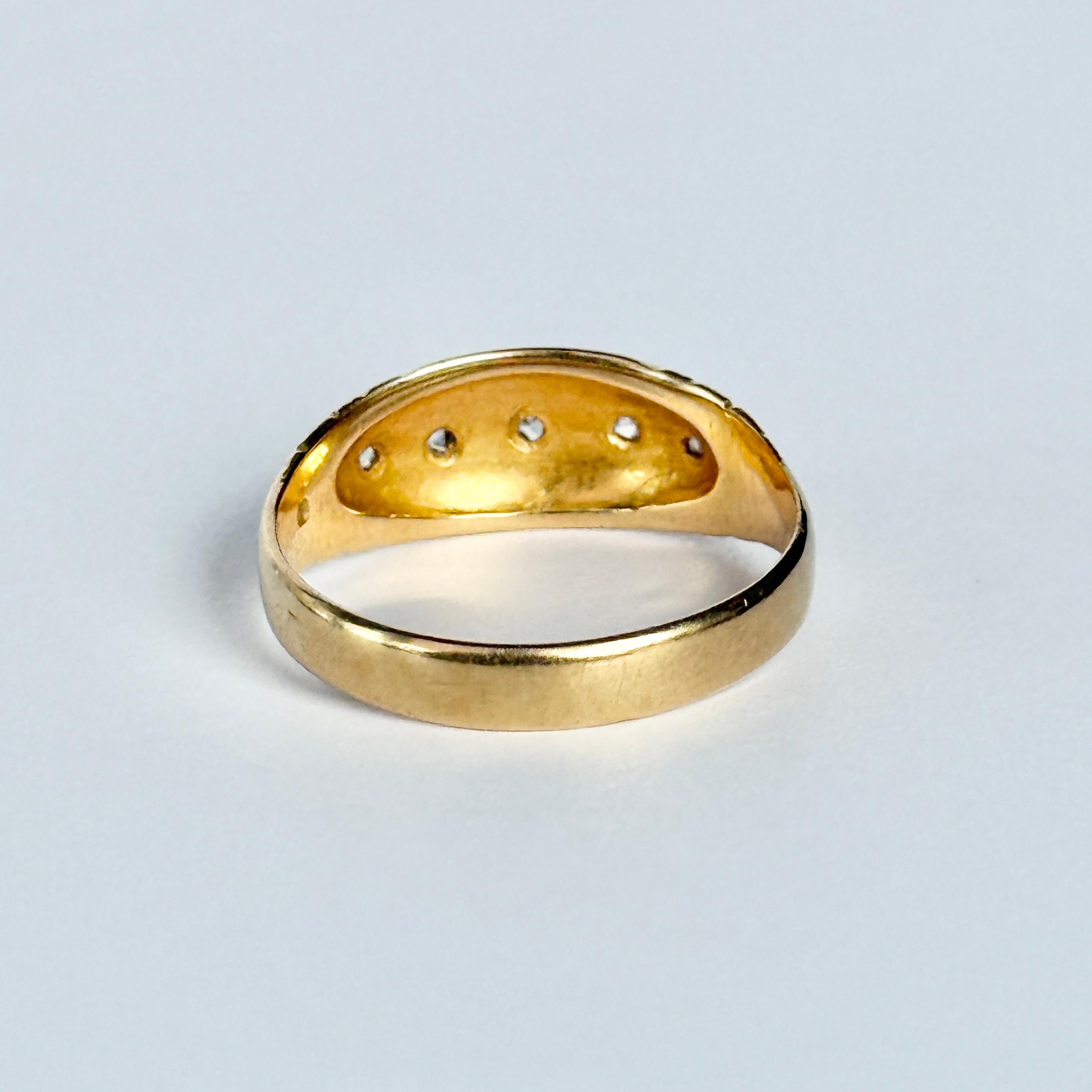 Women's or Men's Edwardian Diamond and 18 Carat Gold Five-Stone Star Setting Ring For Sale