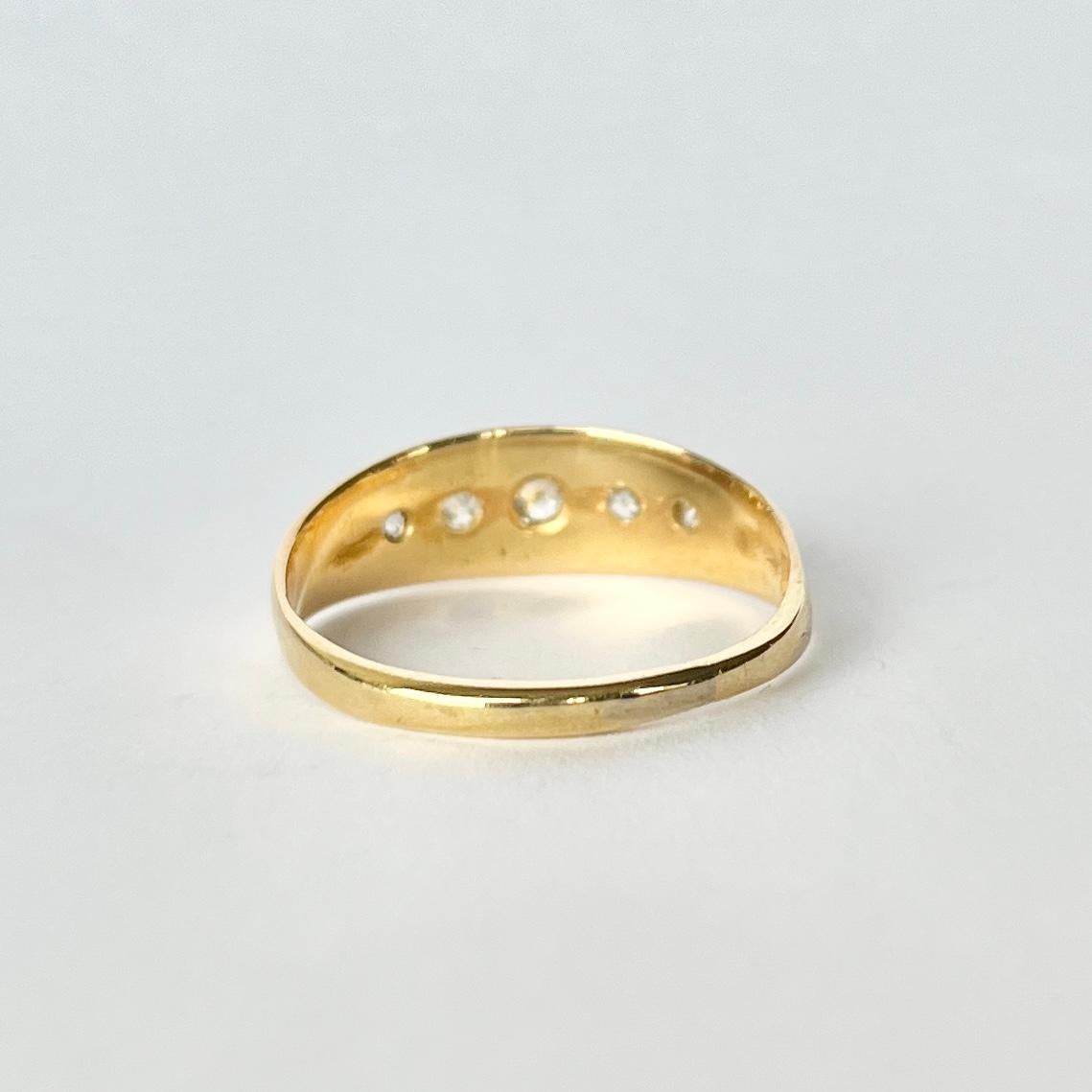Edwardian Diamond and 18 Carat Gold Star Setting Five-Stone Ring In Good Condition In Chipping Campden, GB