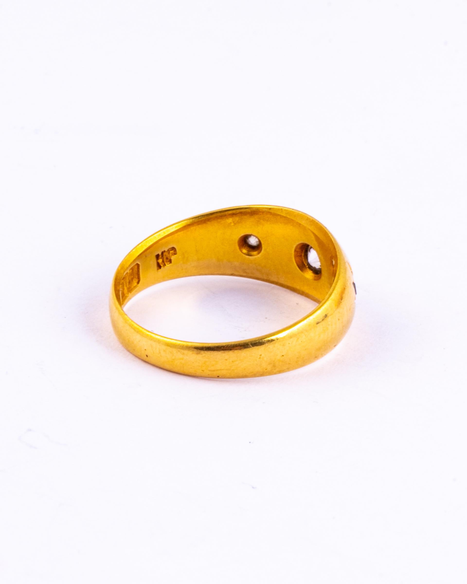 Round Cut Edwardian Diamond and 18 Carat Gold Gypsy Ring