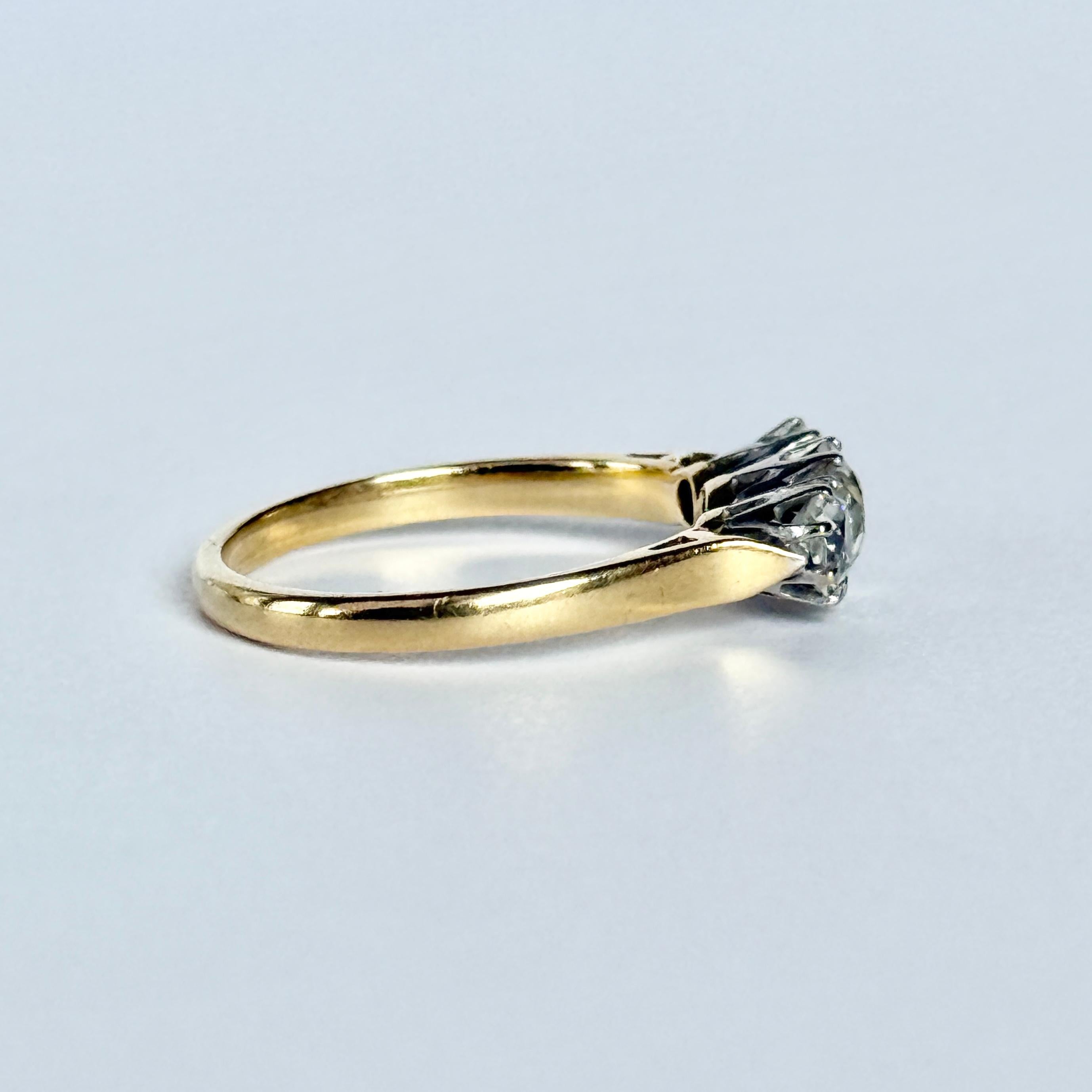 Edwardianischer Diamant und 18 Karat Gold Drei Stein Ring im Angebot 2