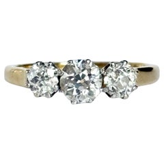 Edwardianischer Diamant und 18 Karat Gold Drei Stein Ring