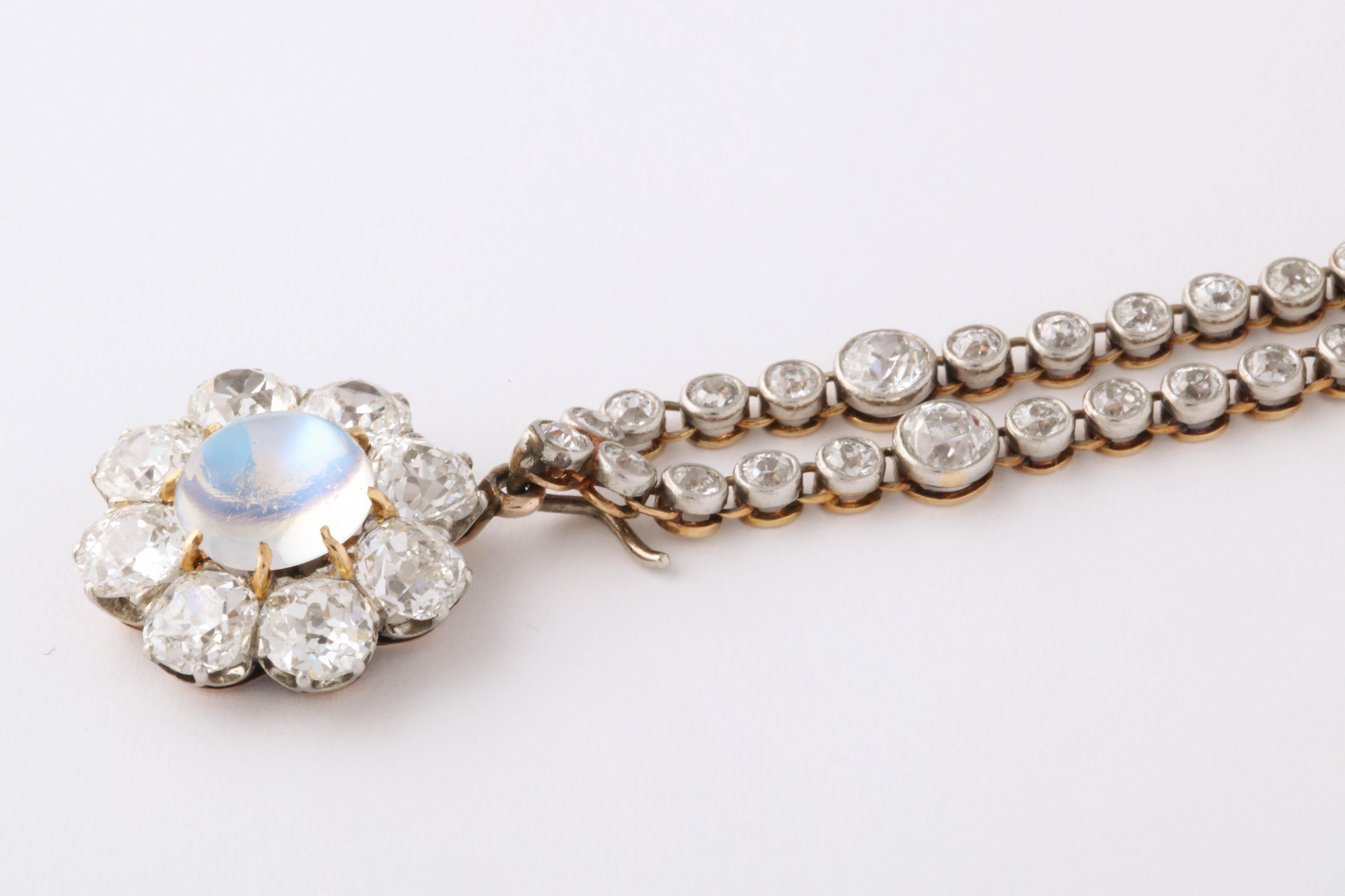 Edwardian Diamond and Moonstone Necklace In Excellent Condition For Sale In New York, NY