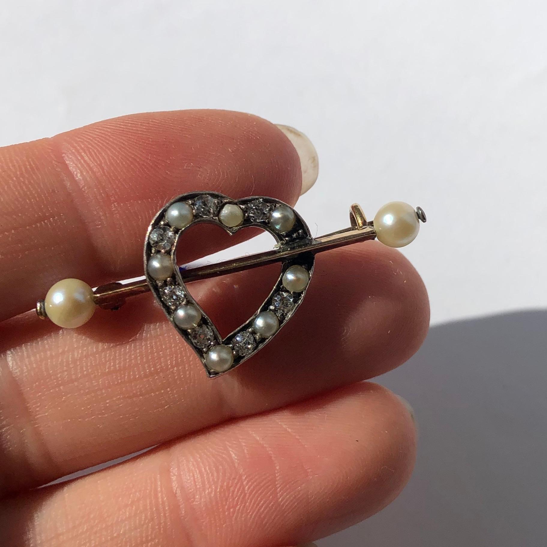 Edwardian Diamond and Pearl Witches Heart Brooch In Good Condition For Sale In Chipping Campden, GB